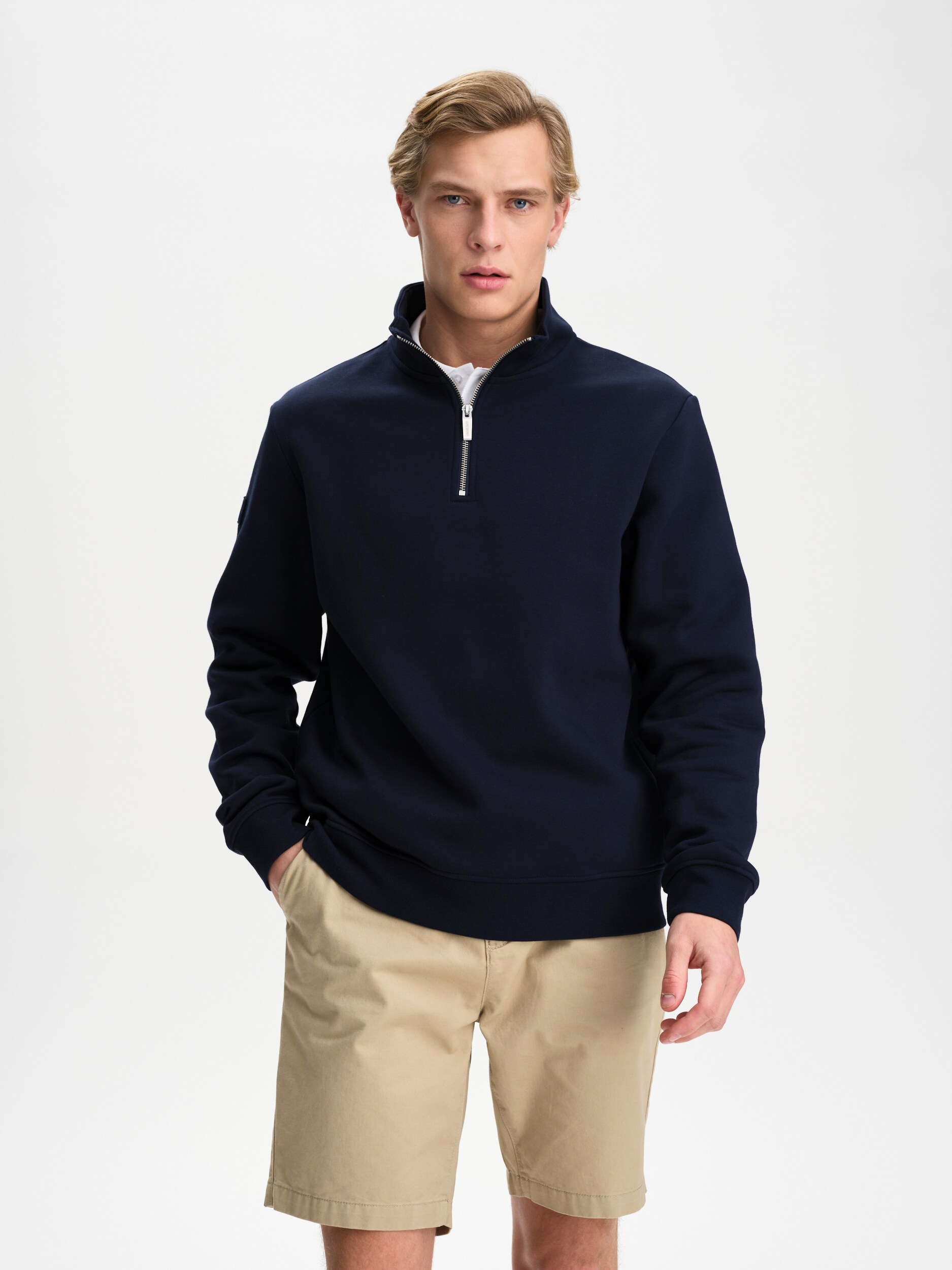 
RACE MARINE, 
M RACE HALF ZIP, 
Detail 1
