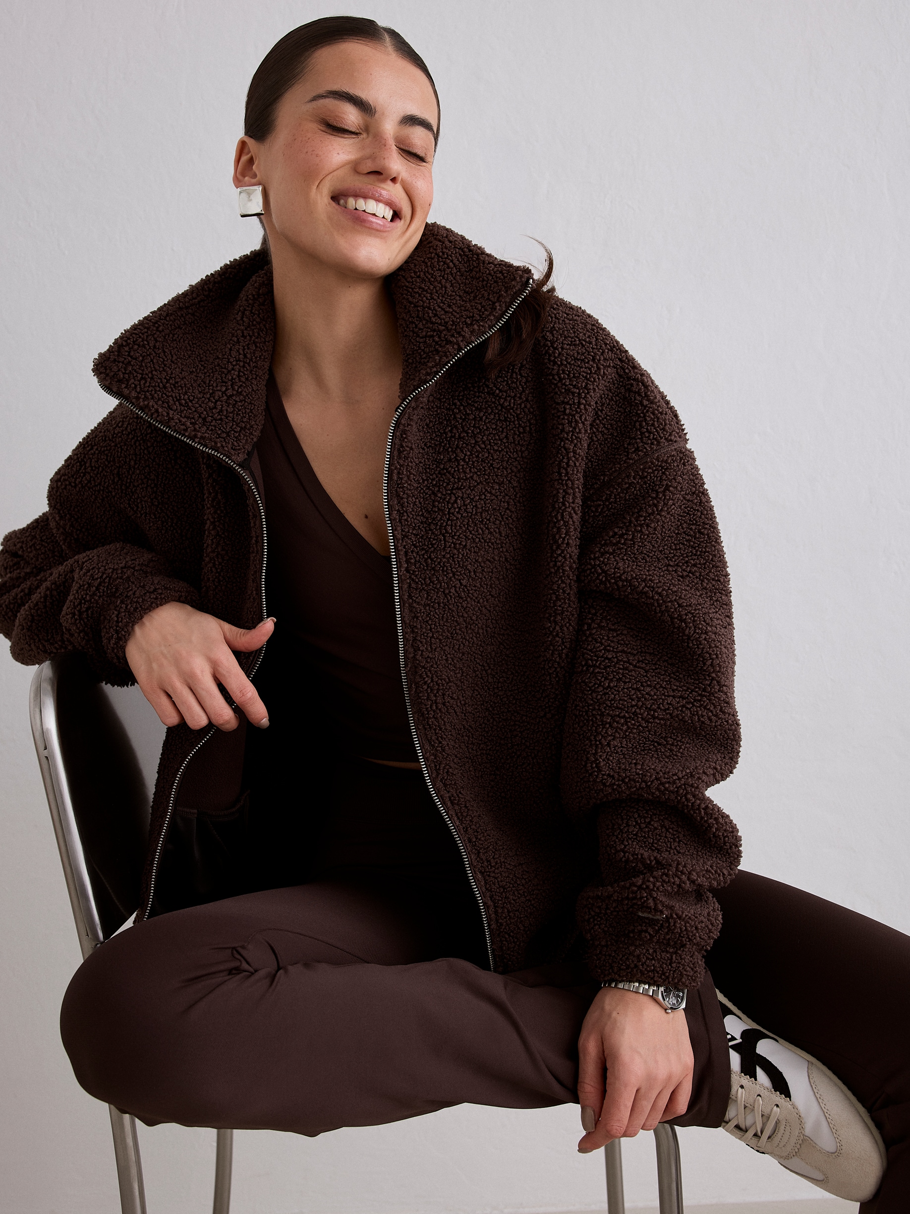 
AIM&acute;N, 
W PILE JACKET, 
Detail 1
