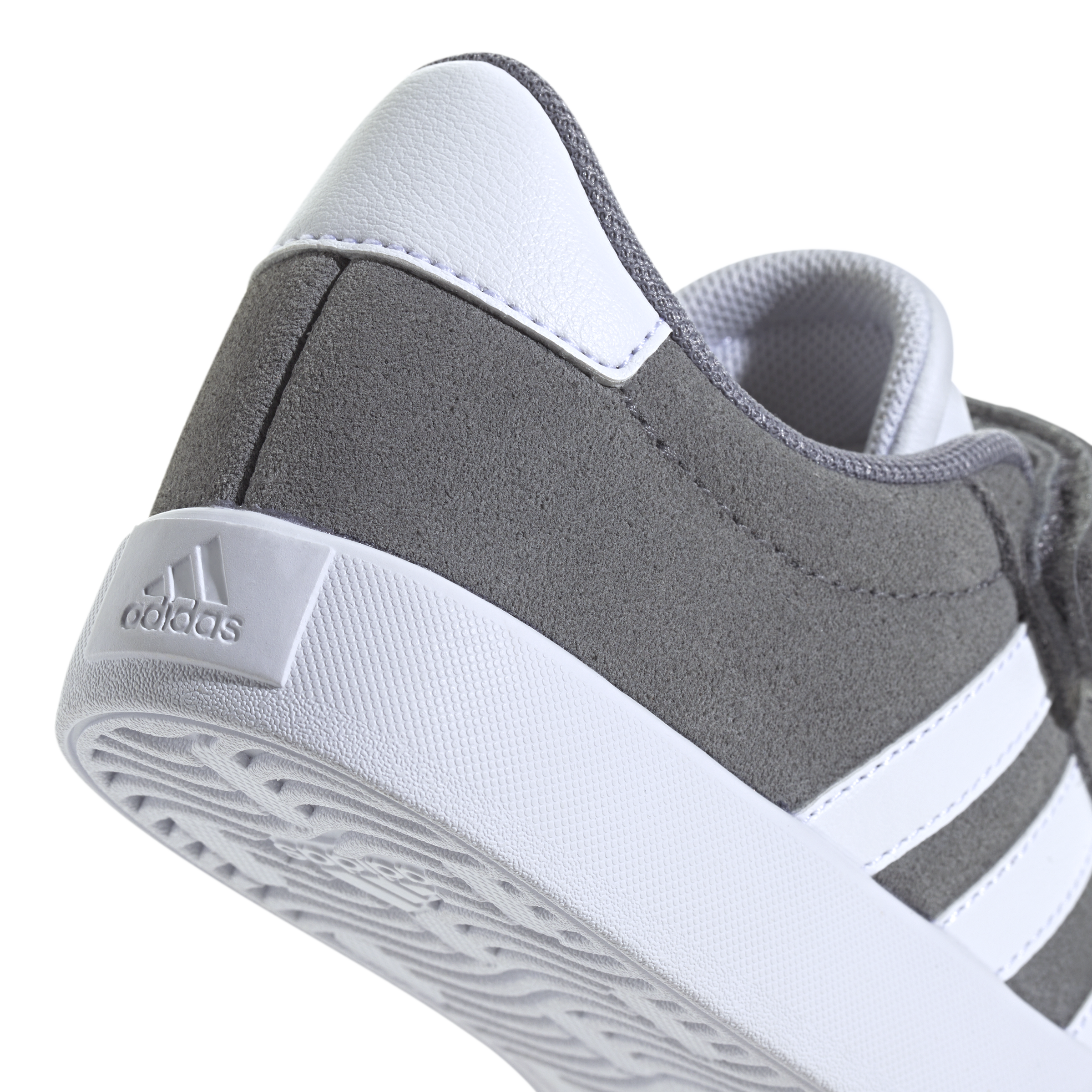 ADIDAS, J Vl Court 3.0 El C