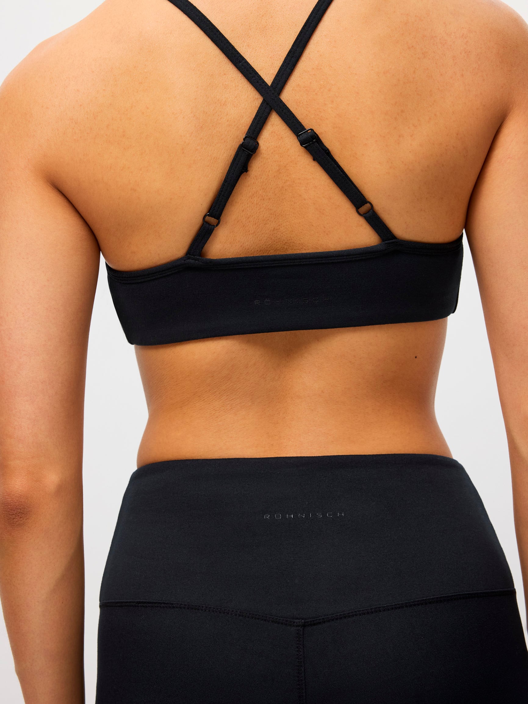 R&Ouml;HNISCH, SMOOTHFLEX STRAP SPORTSBRA