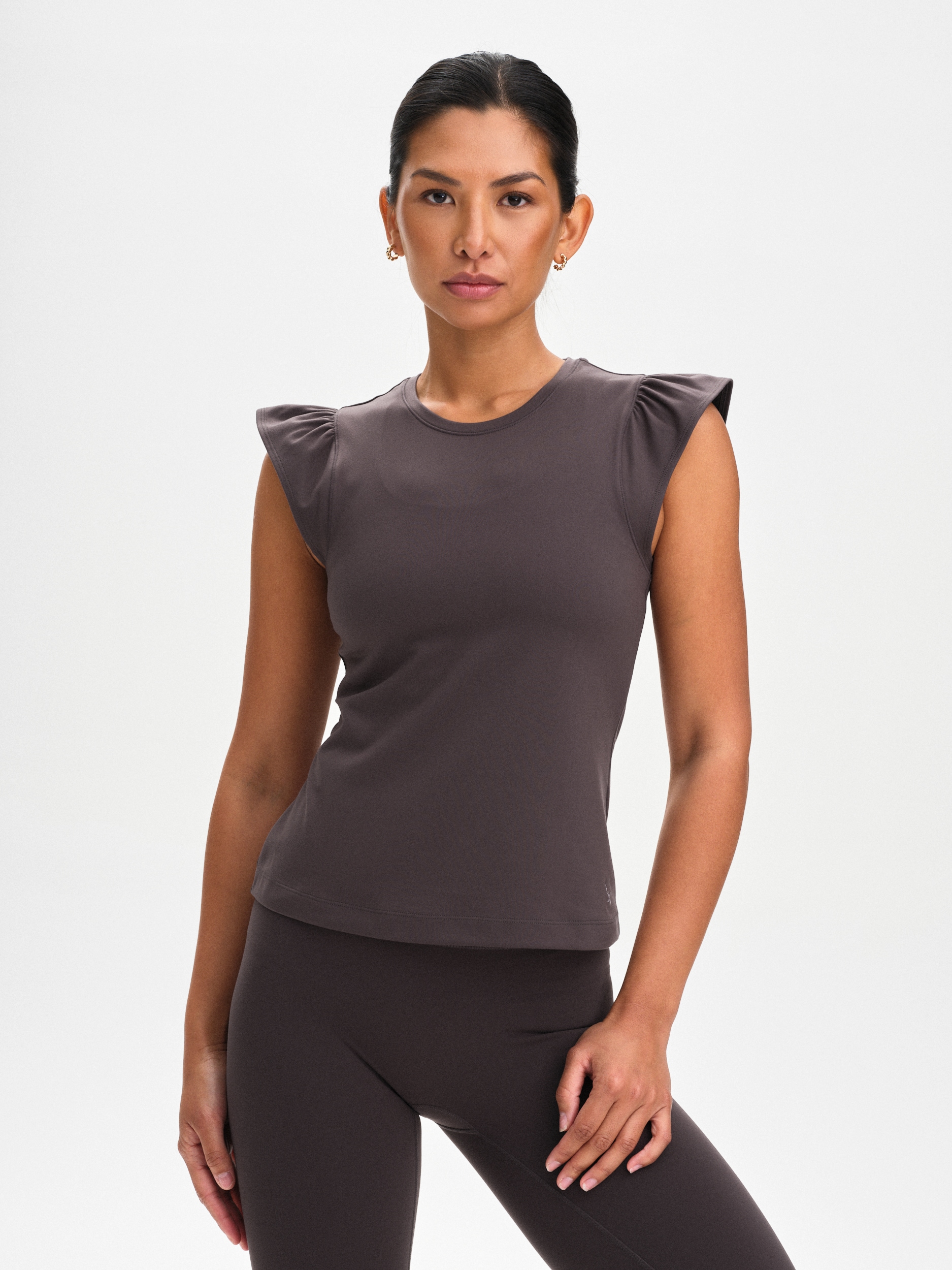 
SOC, 
W Soft Fitness Frill Top, 
Detail 1
