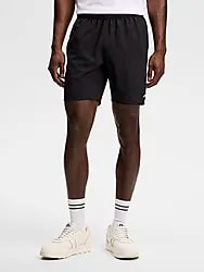 M PRESTON SHORTS - BLACK Model01 Small1x1
