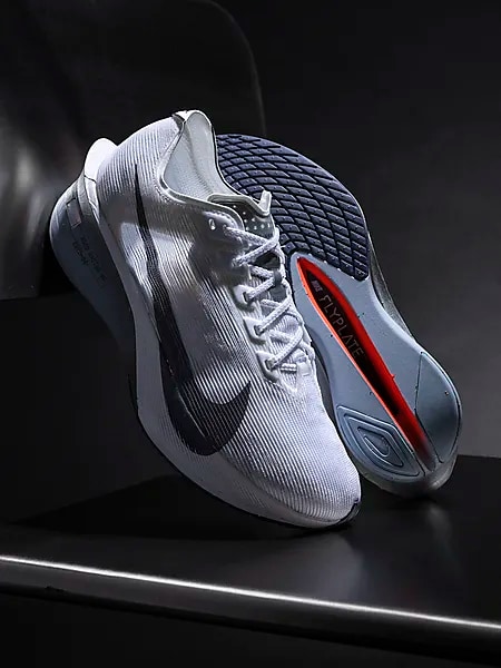 403337103103 NIKE M ZoomX Vaporfly 4 403337103103 NIKE M ZoomX Vaporfly 4 Model01 Detail
