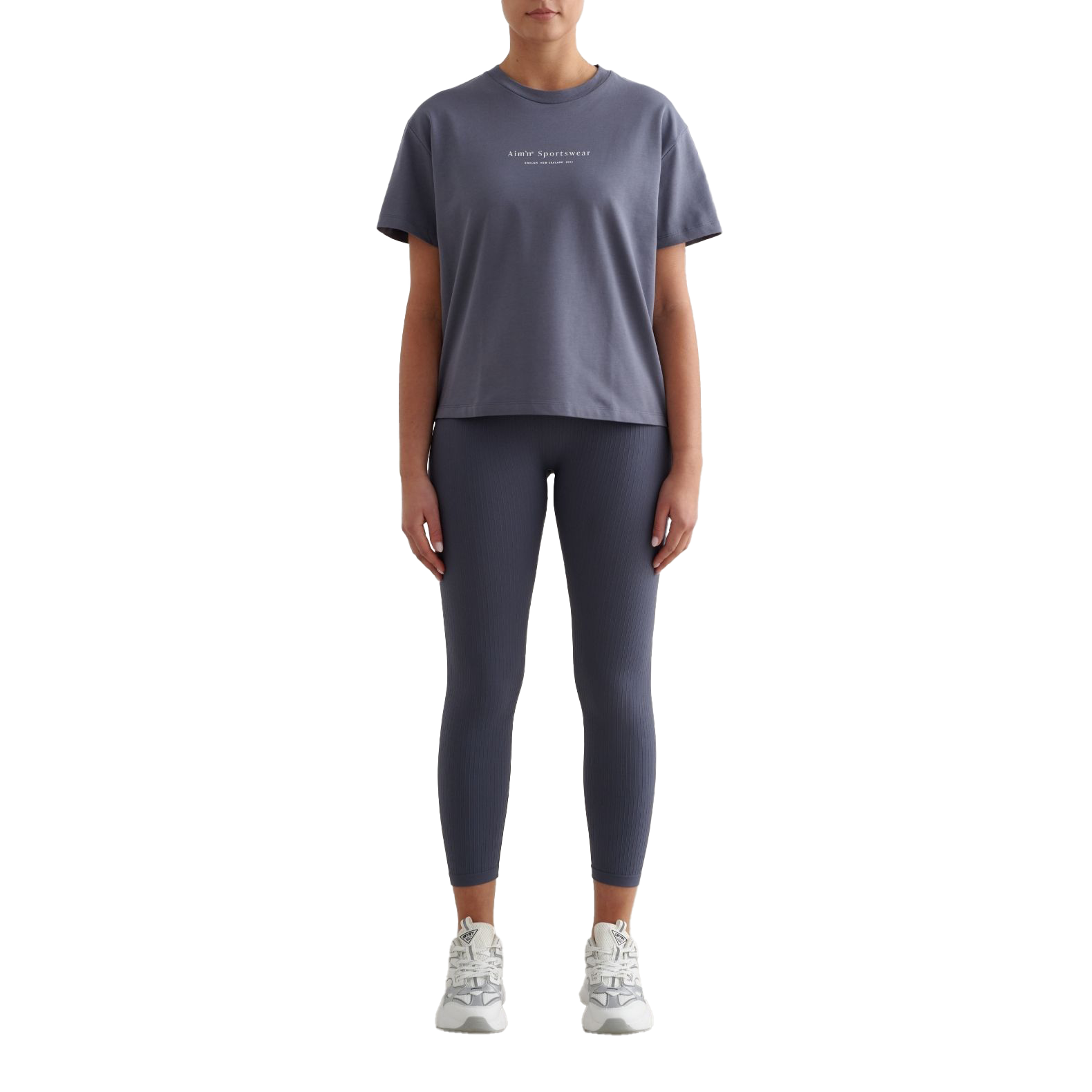 AIM&acute;N, W Serif Boxy T-Shirt