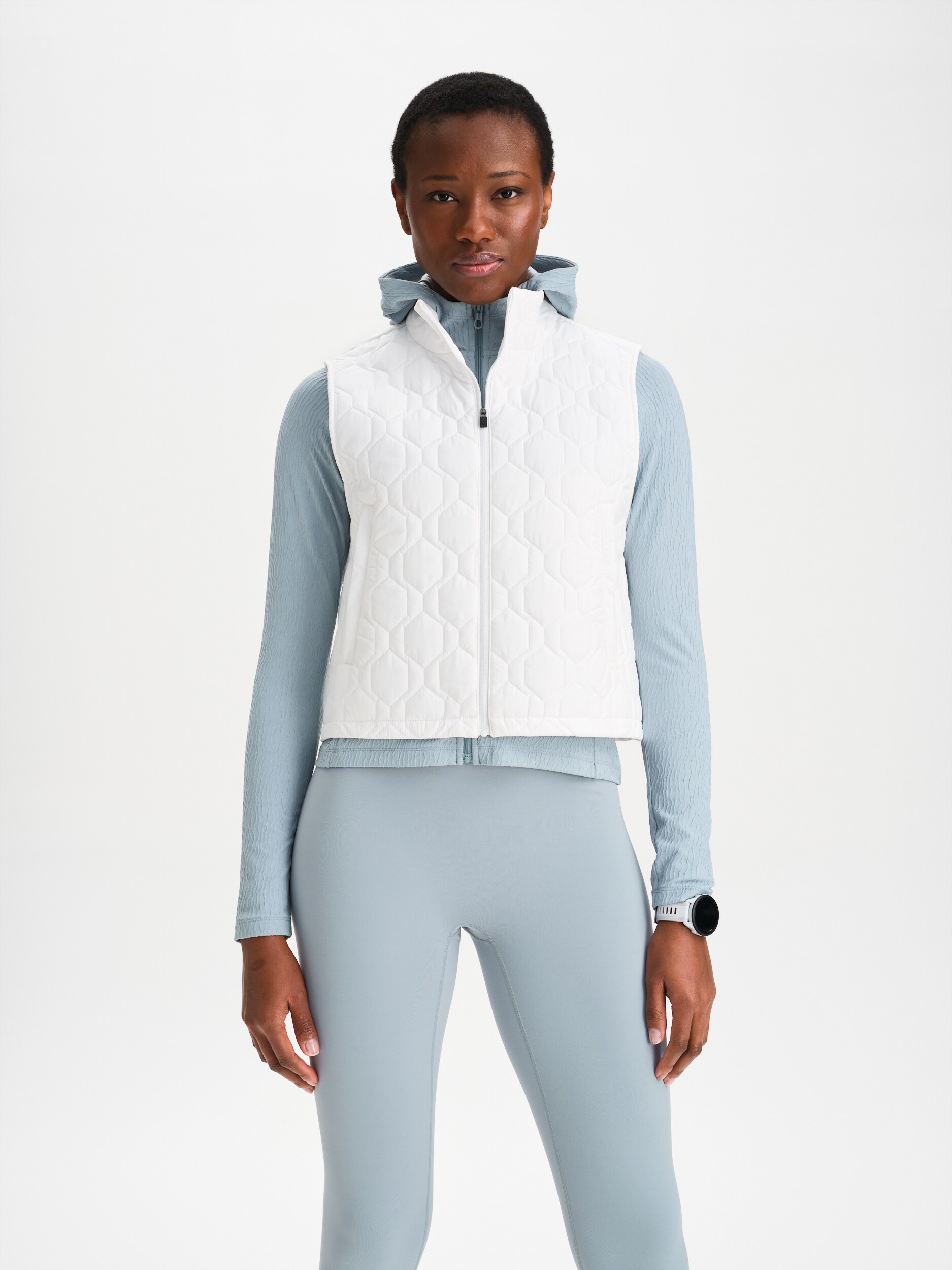 
SOC, 
W RUN CROPPED VEST, 
Detail 1
