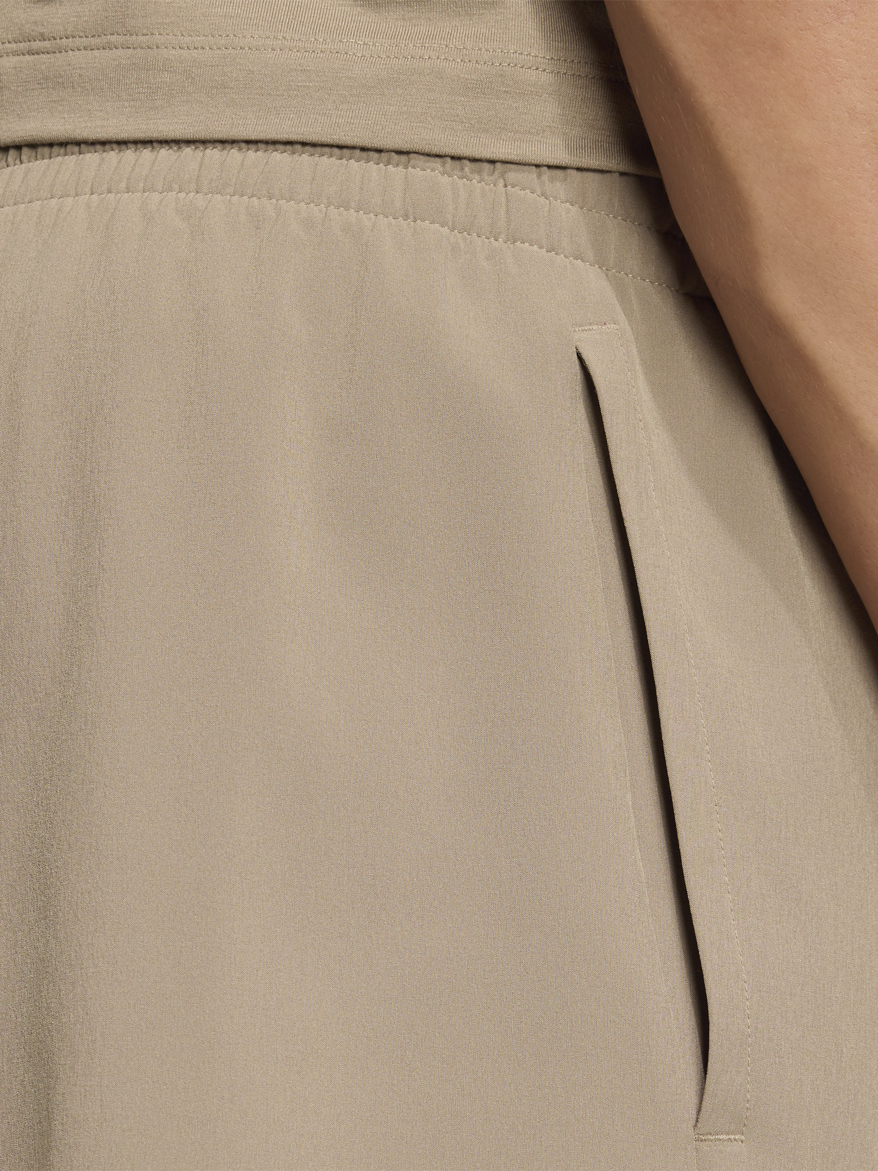 ADIDAS, D4T ESS SHORTS