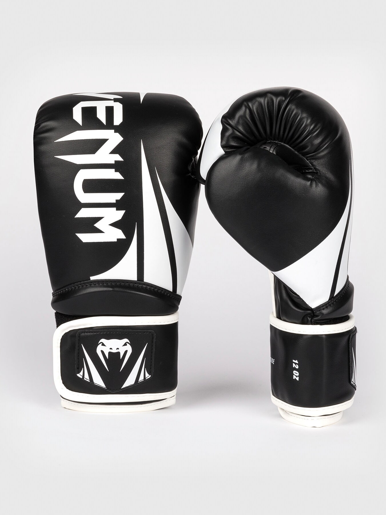 
VENUM, 
CHALLENGER 2.5 BOXING GLOVE, 
Detail 1
