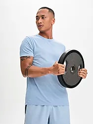 M Tech Tee Re - DUSTY BLUE Model01 Small1x1