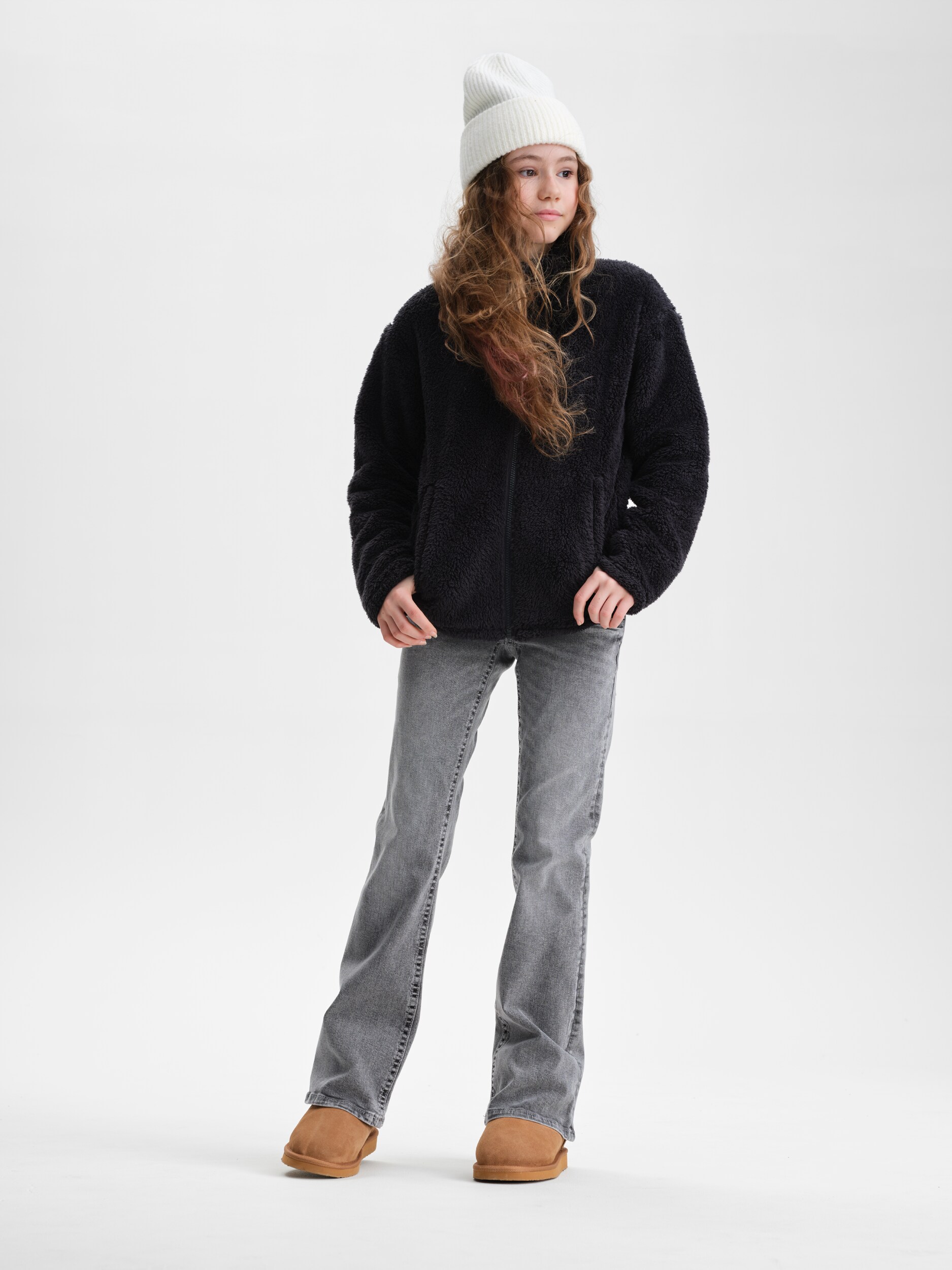 EVEREST, J Cozy Pile