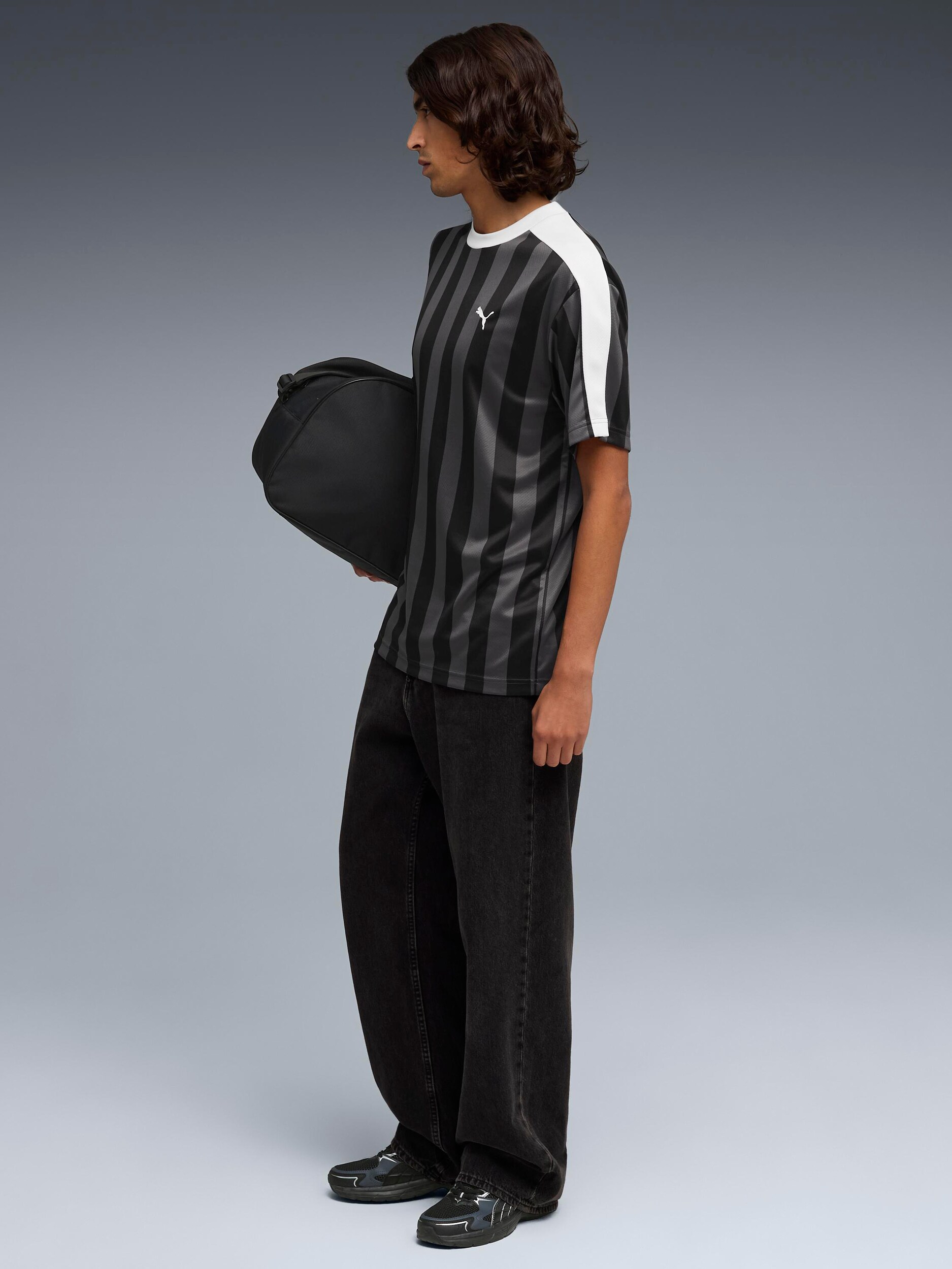 PUMA, M ESS RELAXED STRIPED FOOTBALL JERSEY