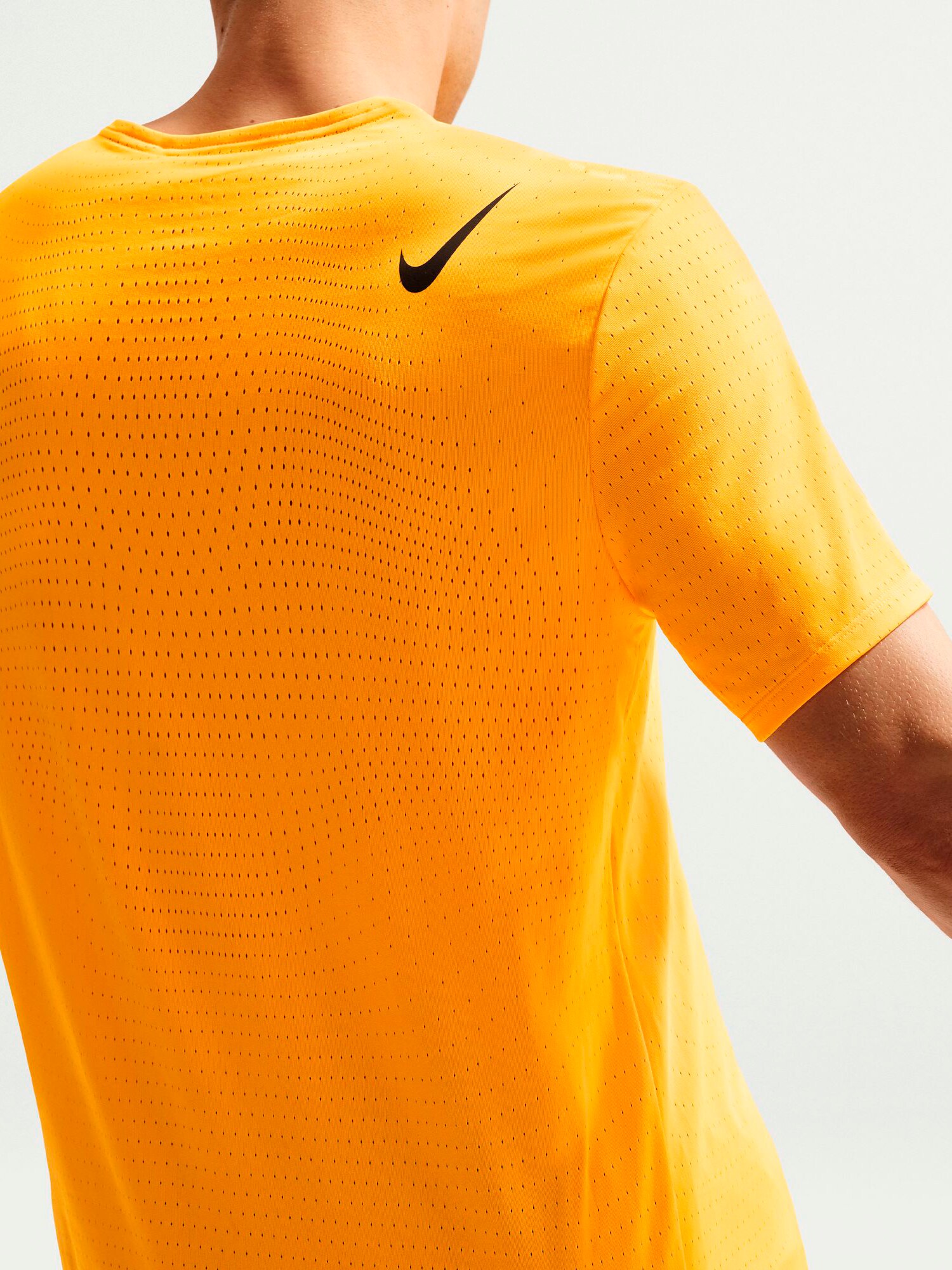 NIKE, M Nk Dfadv Aroswft Ss Top