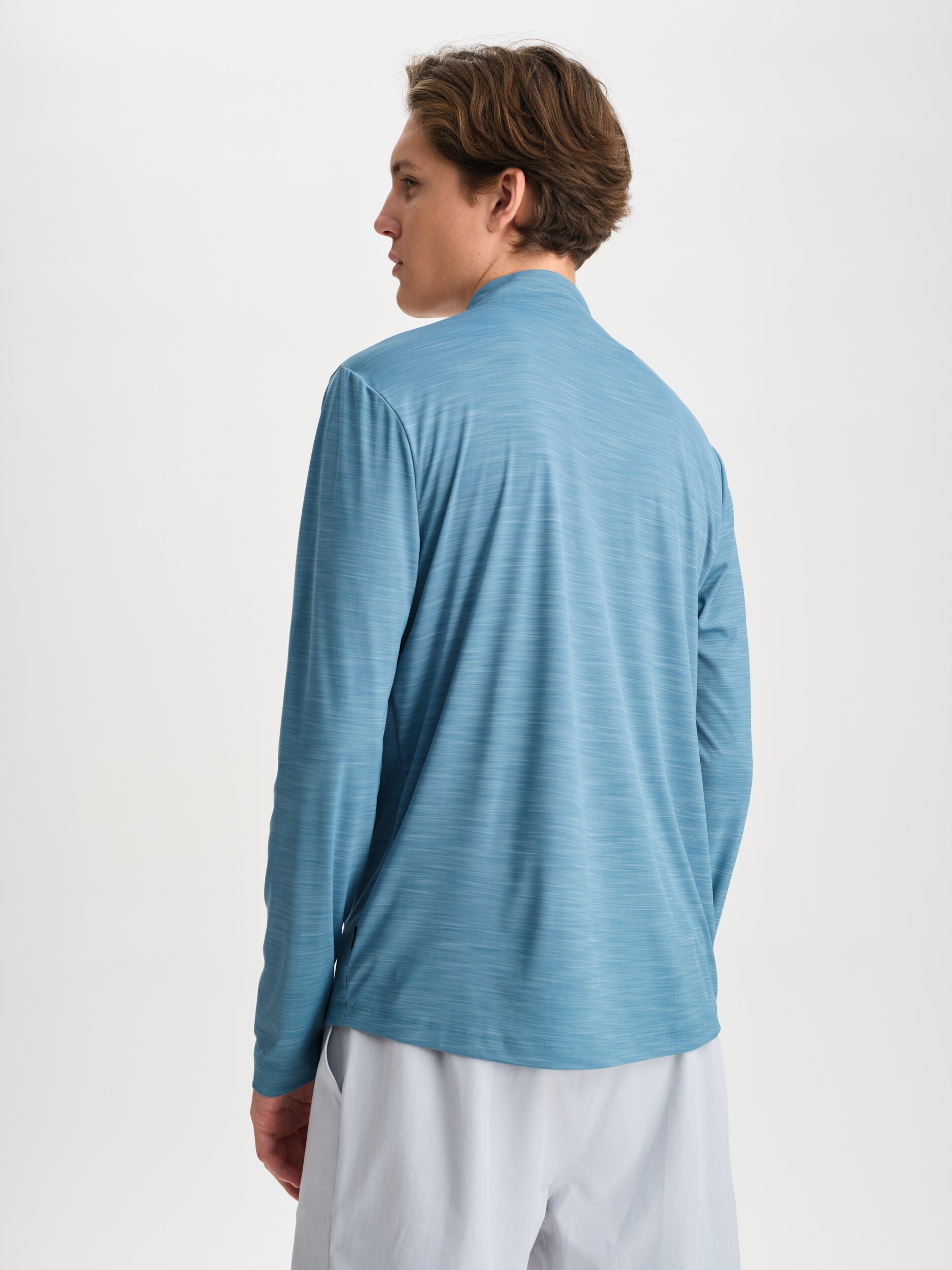 SOC, M TRAIN HALFZIP