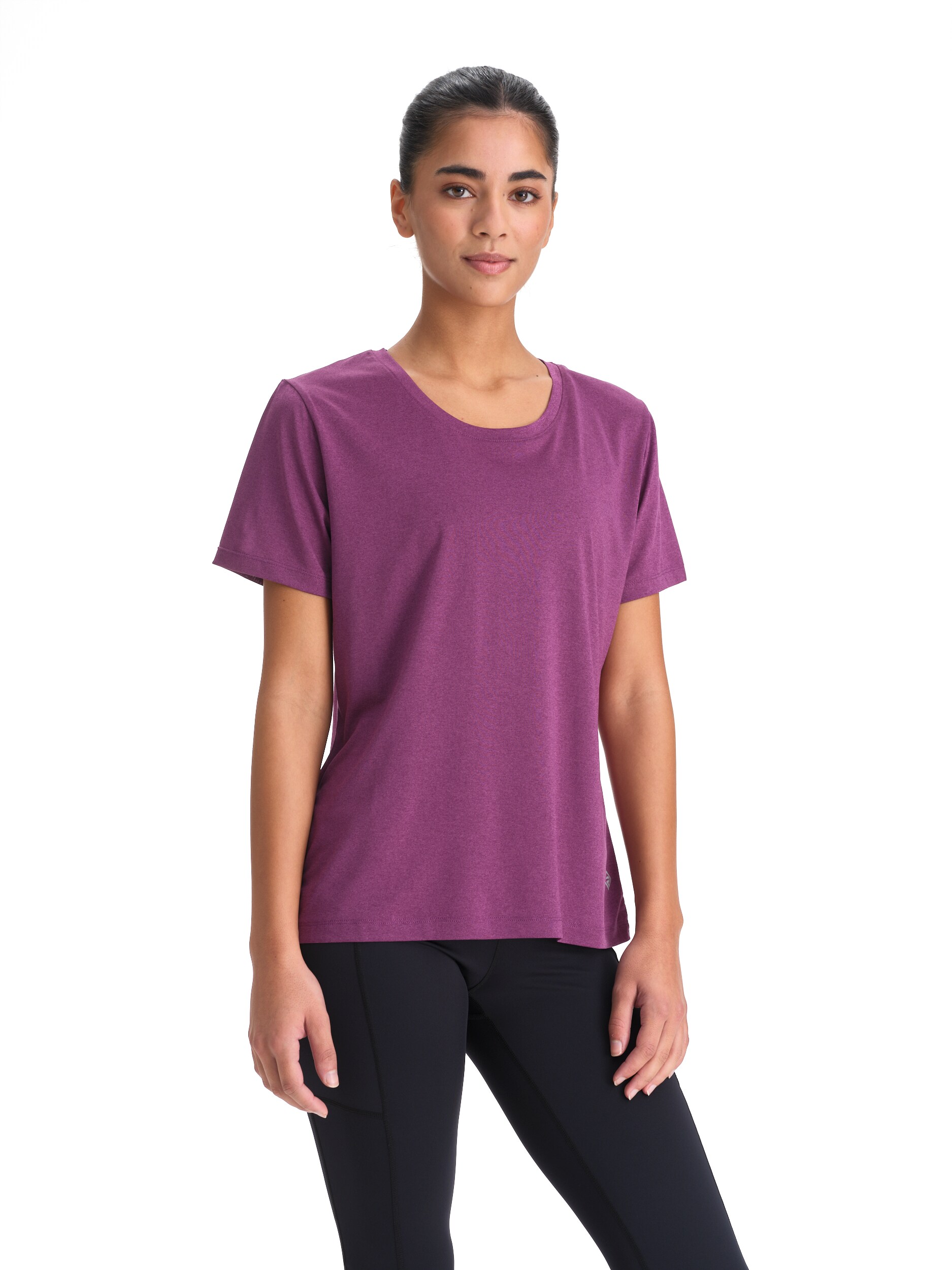 
RONHILL, 
Run Tee W, 
Detail 1
