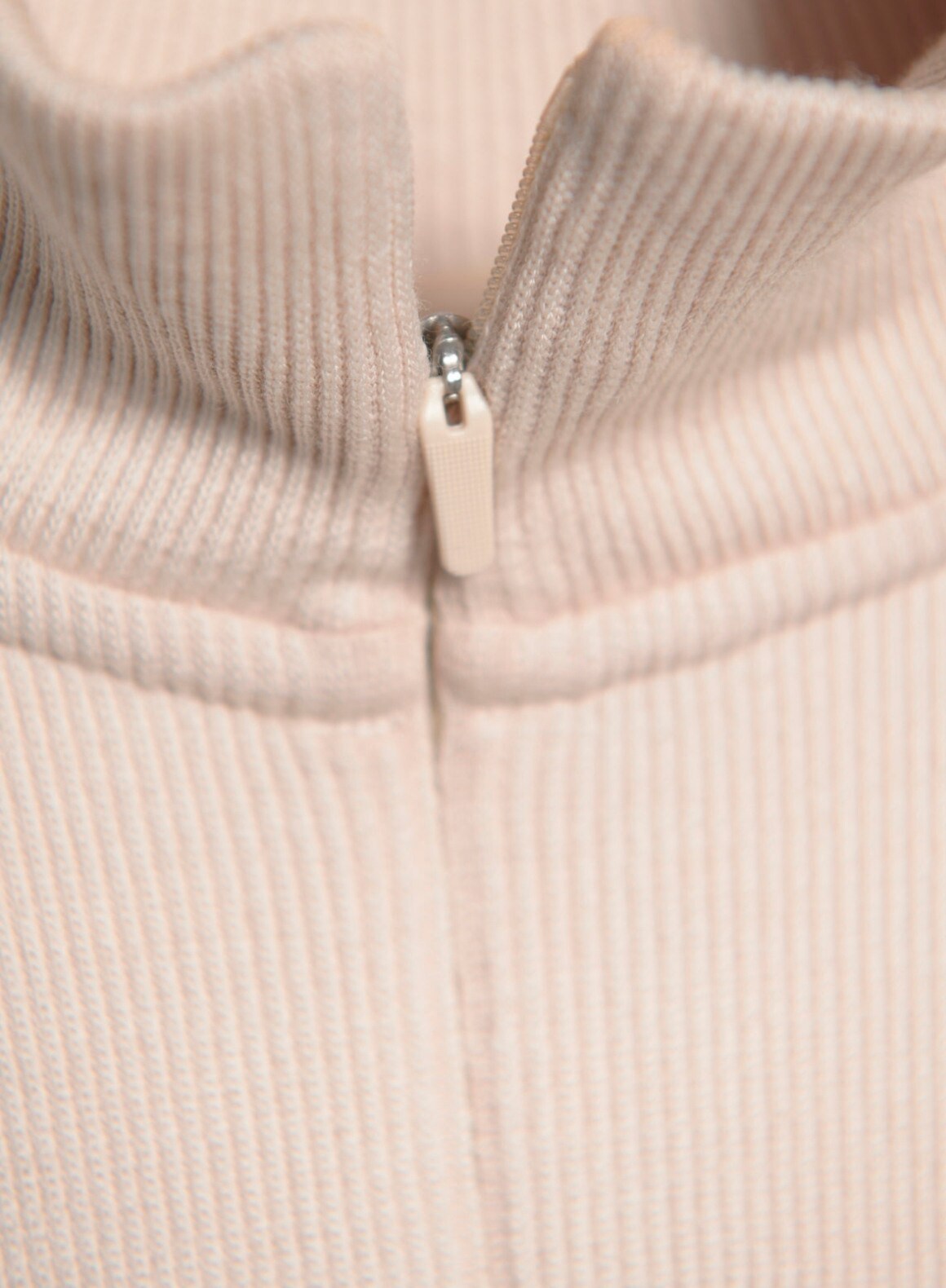 AIM&acute;N, W Ribbed Wool Half Zip