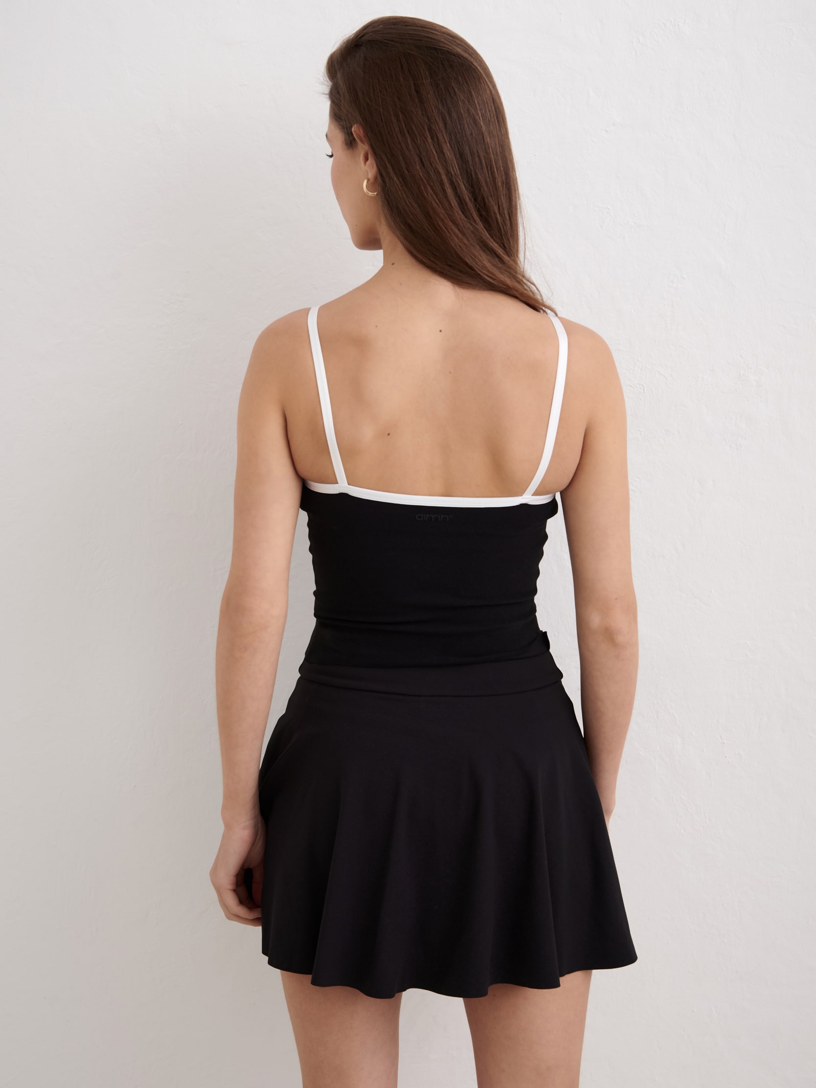 AIM&acute;N, SENSE CONTOUR SINGLET