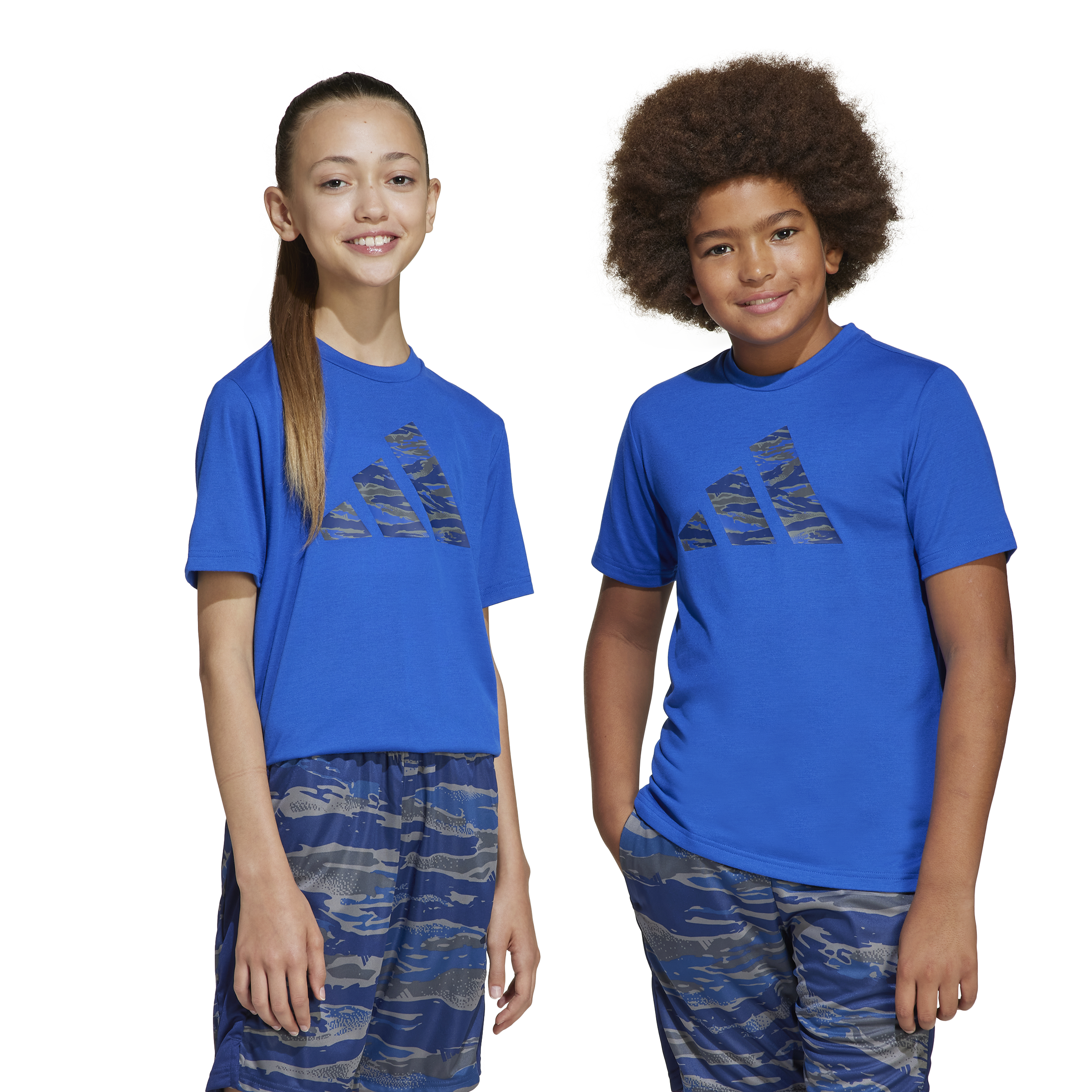 
ADIDAS, 
J Tr-Es Cam Te, 
Detail 1
