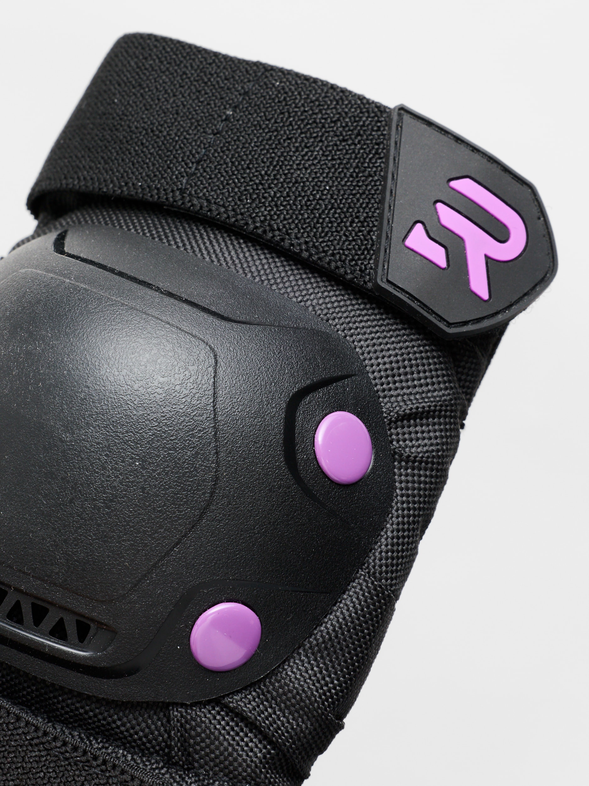 REVOLUTION, J PROTECTION SET