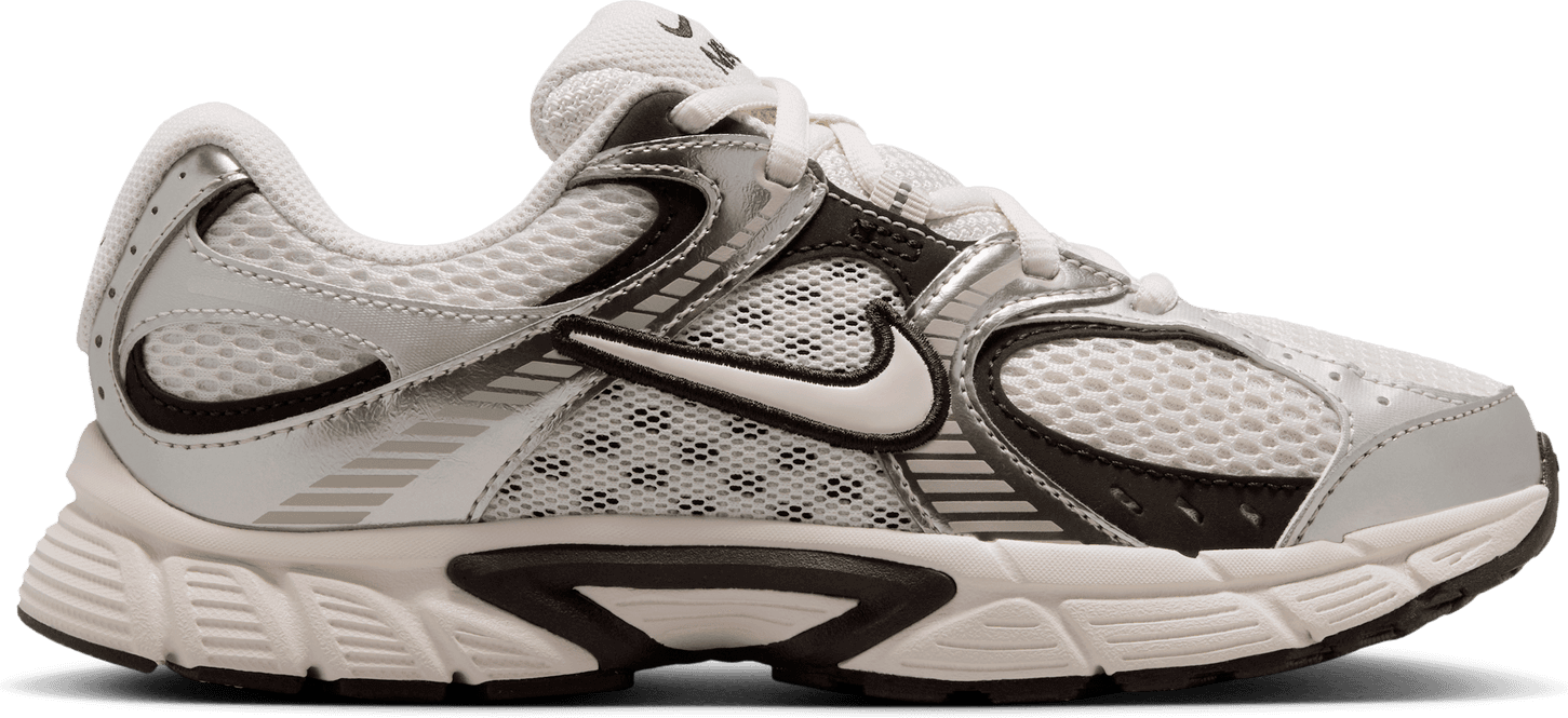 
NIKE, 
J V5 Rnr Gs, 
Detail 1
