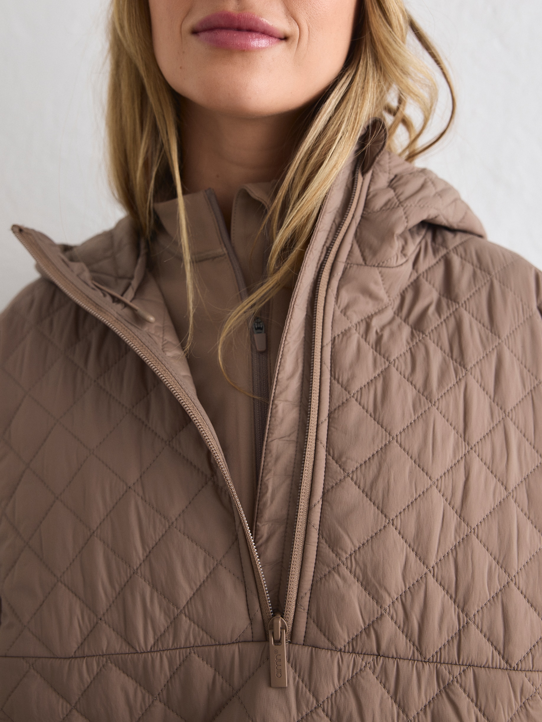 AIM&acute;N, W CROPPED QUILTED ANORAK