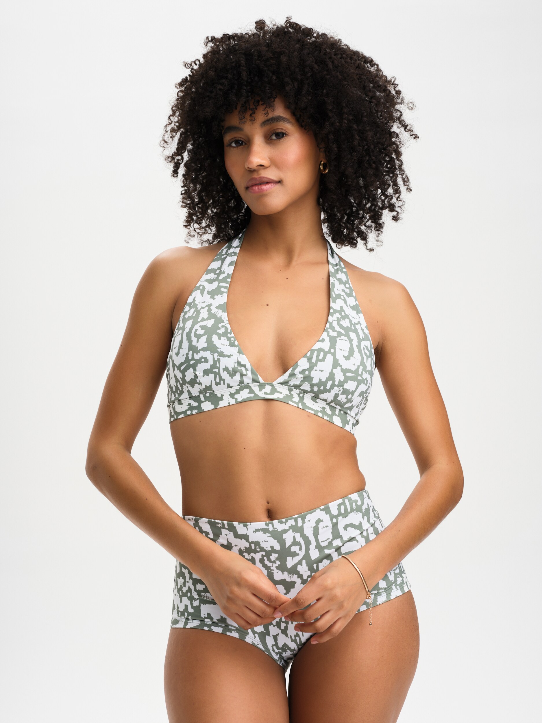 
SOC, 
W Beach Halter Top, 
Detail 1
