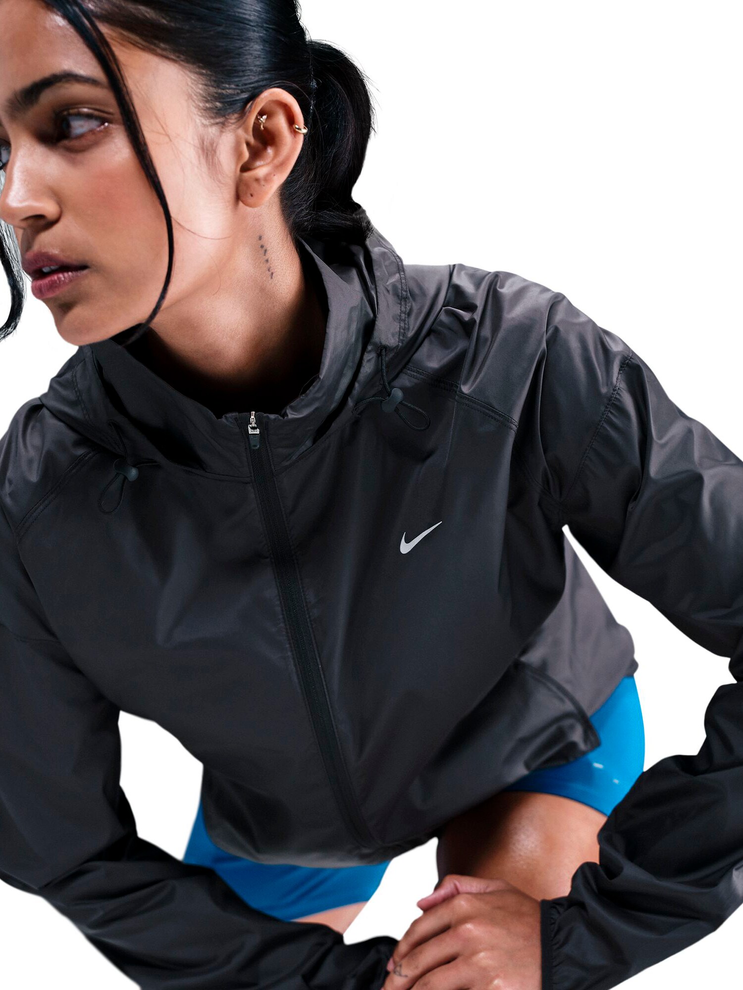 
NIKE, 
W TEMPO REPEL JACKET, 
Detail 1
