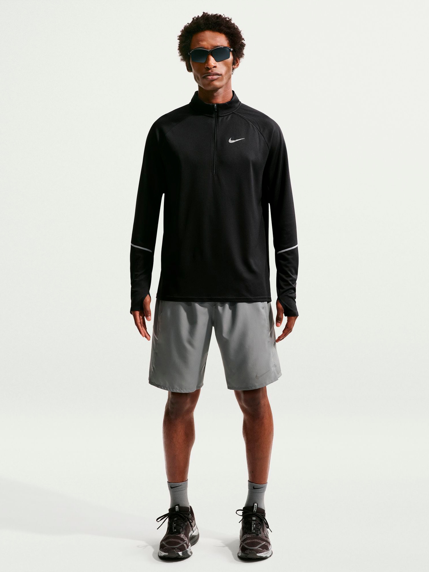 
NIKE, 
M NIKE MILER MEN'S DRI-FIT UV LONG-SL, 
Detail 1
