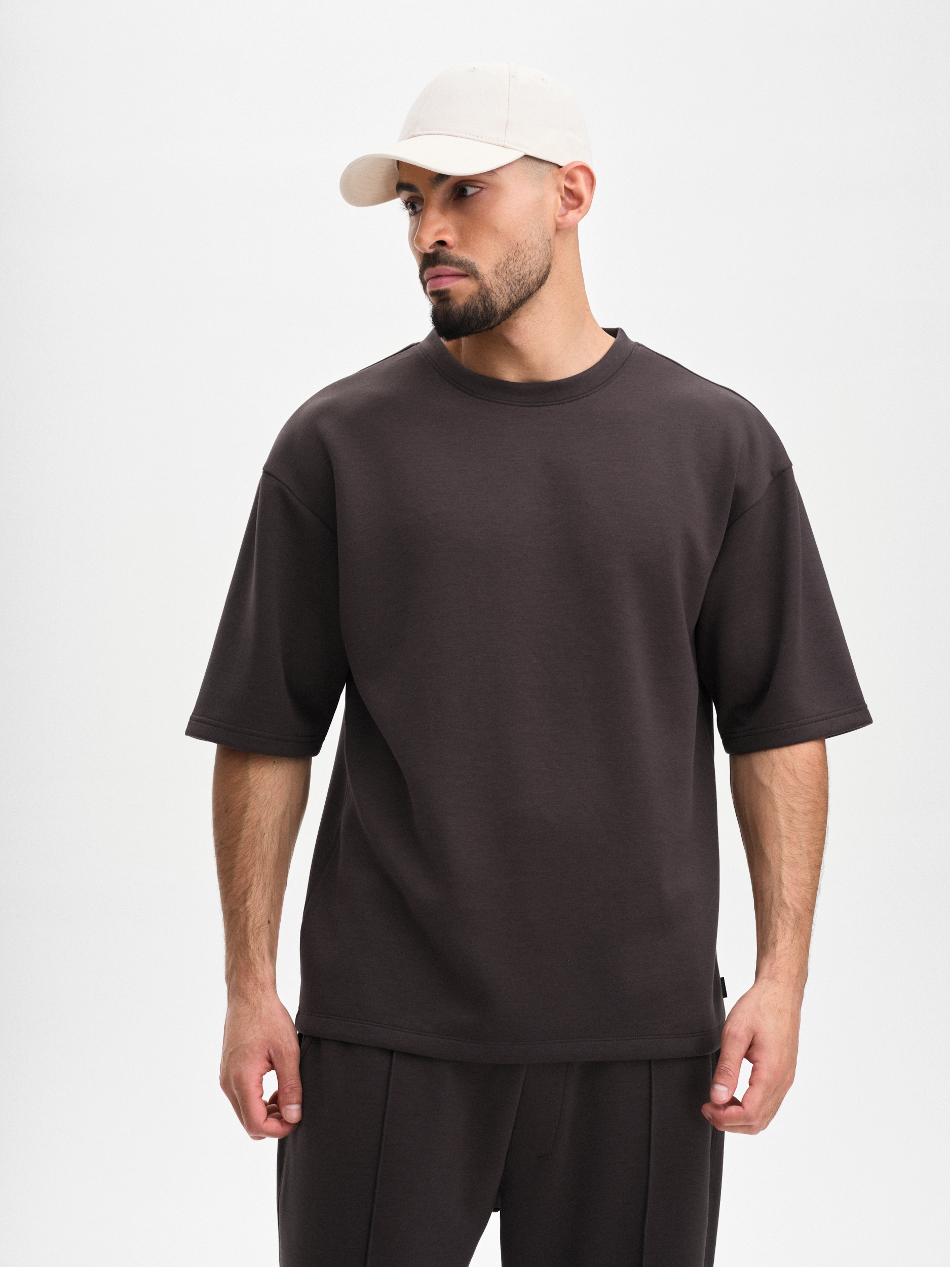 
SOC, 
M SOFT TEE, 
Detail 1
