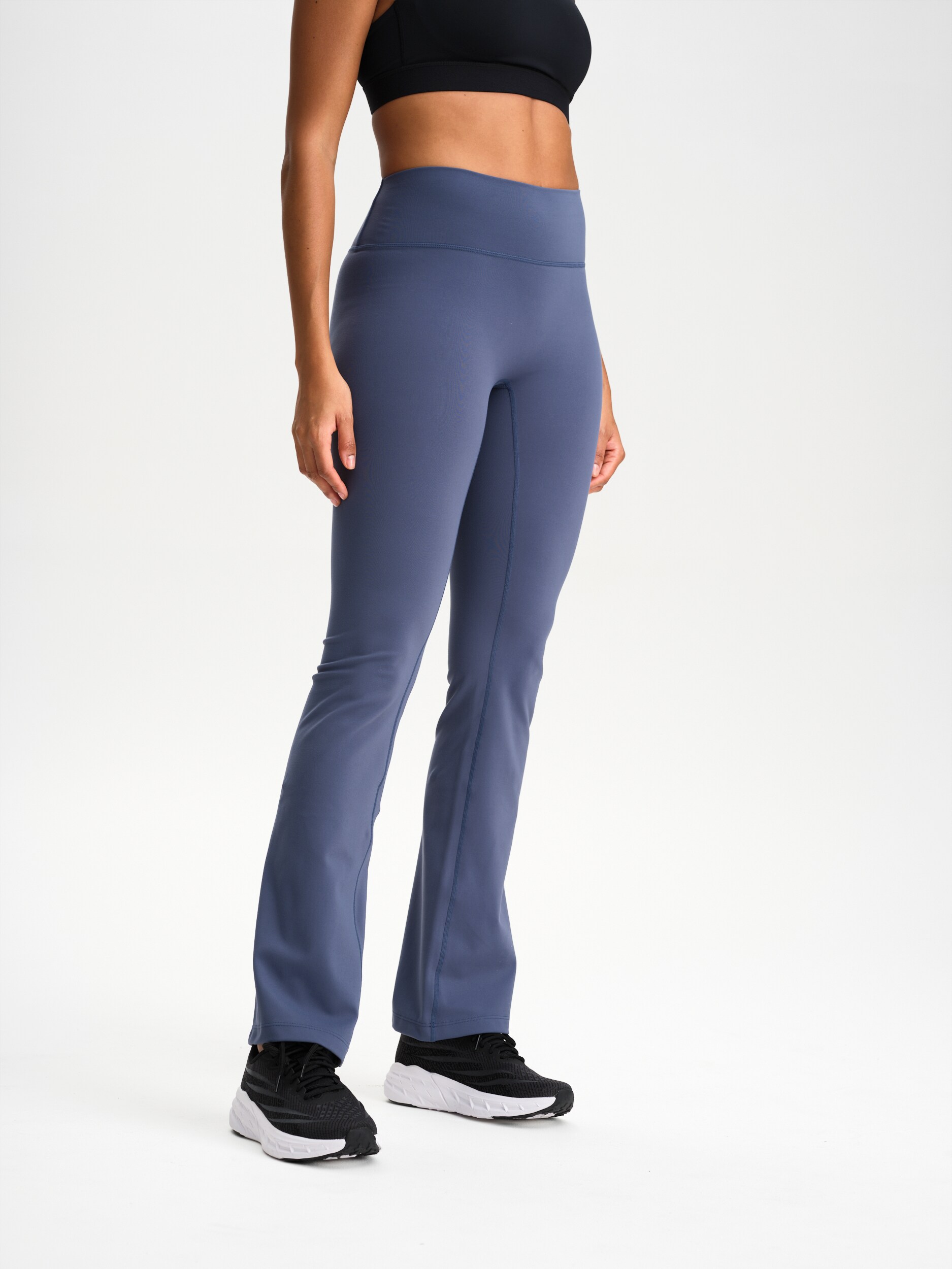 
SOC, 
W Soft Fitness Flare, 
Detail 1
