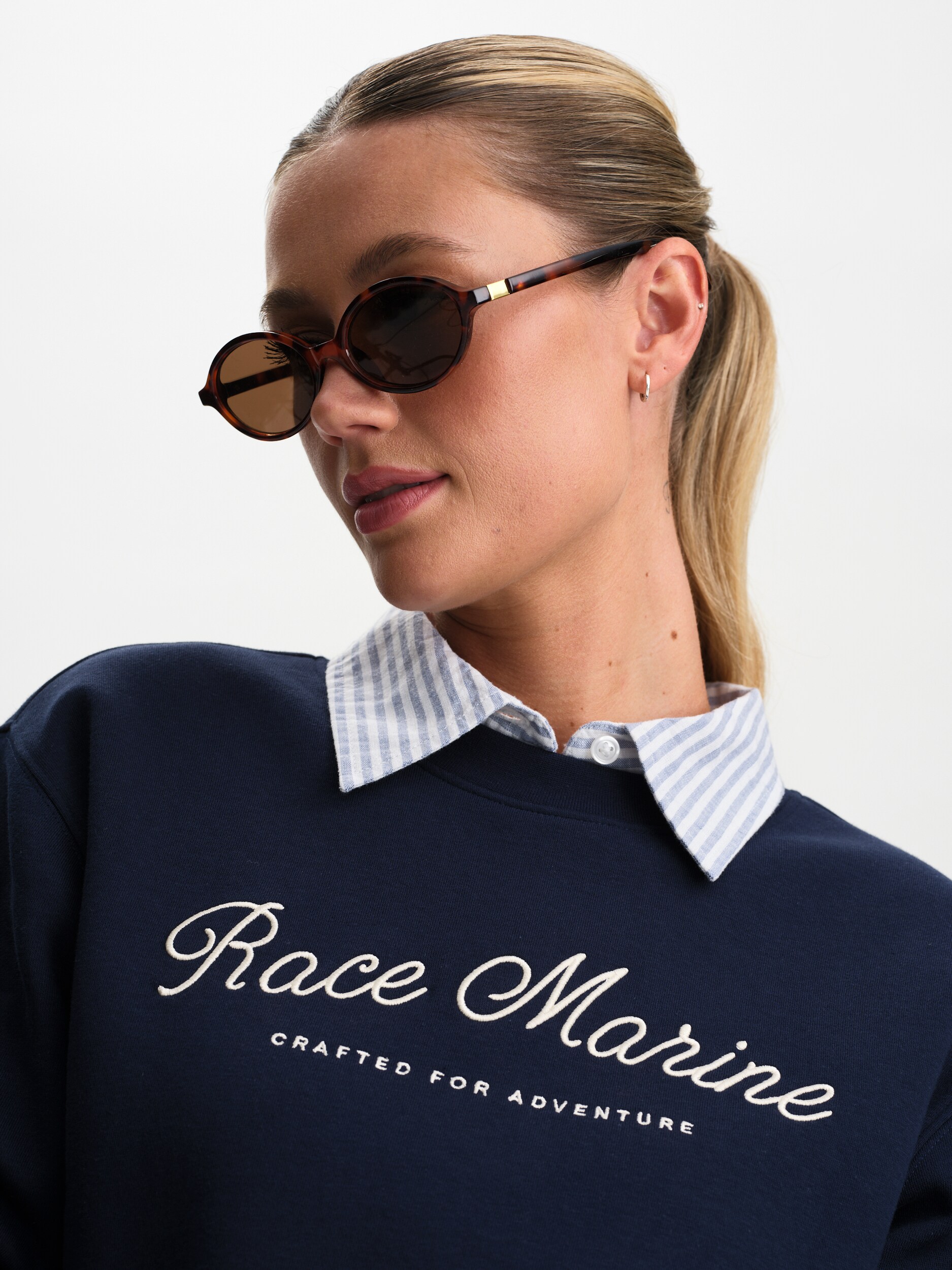 RACE MARINE, W SEA SIDE CREW