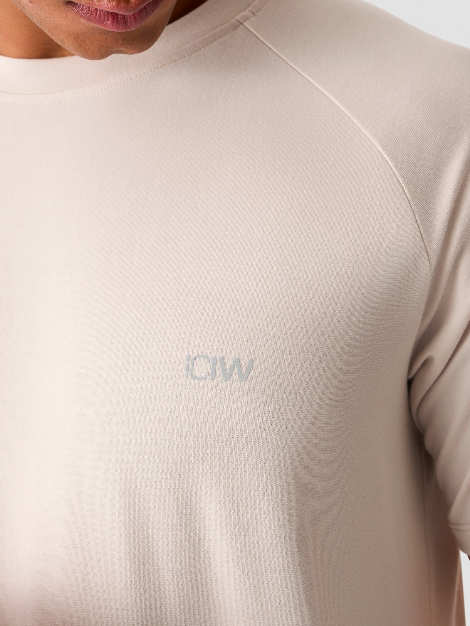 ICANIWILL, M WORKOUT RAGLAN TEE