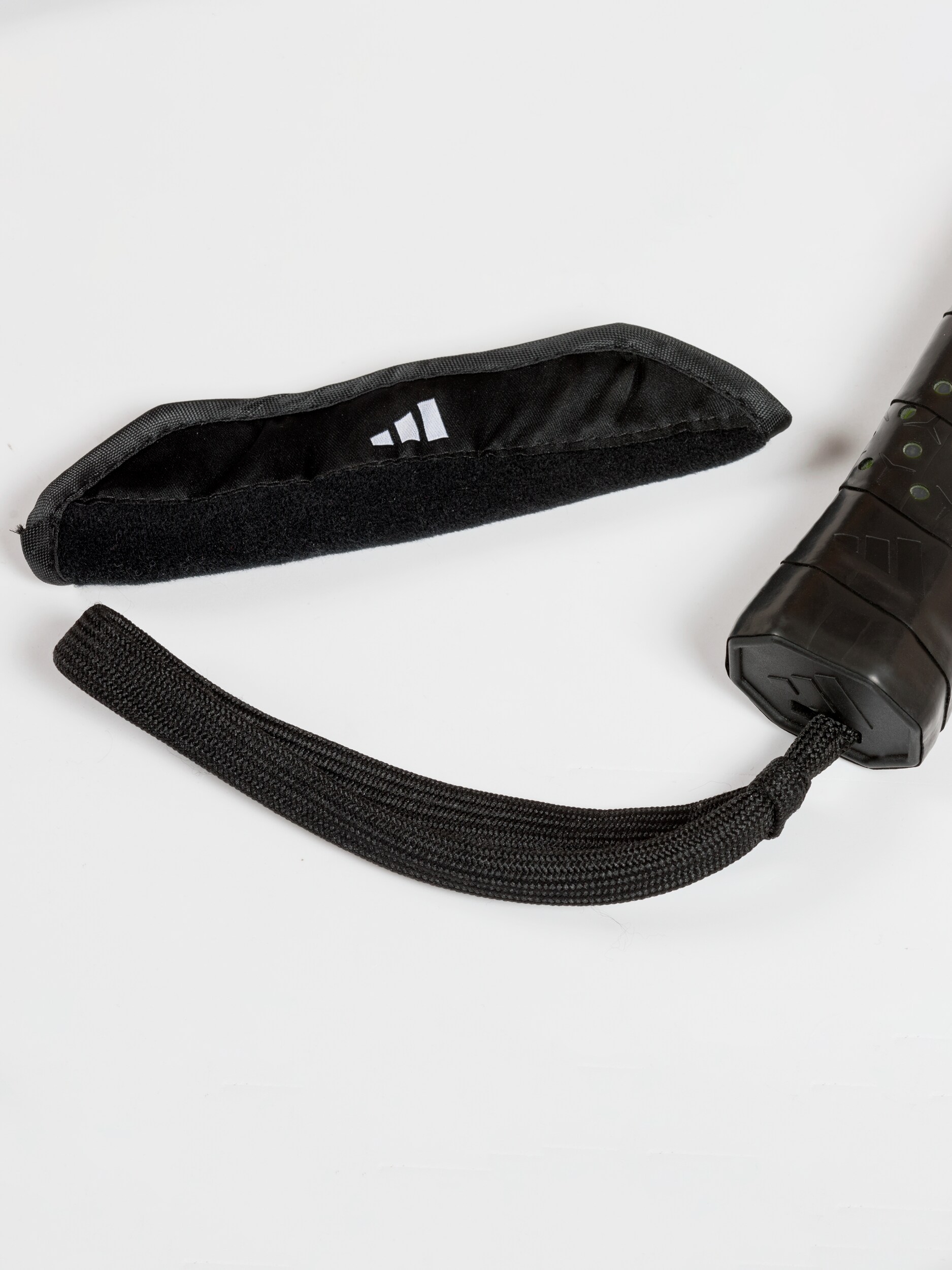 
ADIDAS, 
METALBONE, 
Detail 1
