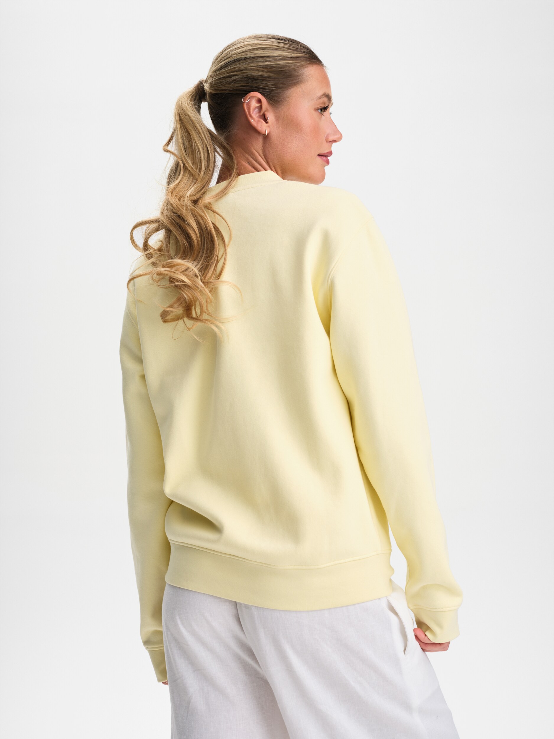 RACE MARINE, W SEA SIDE CREW