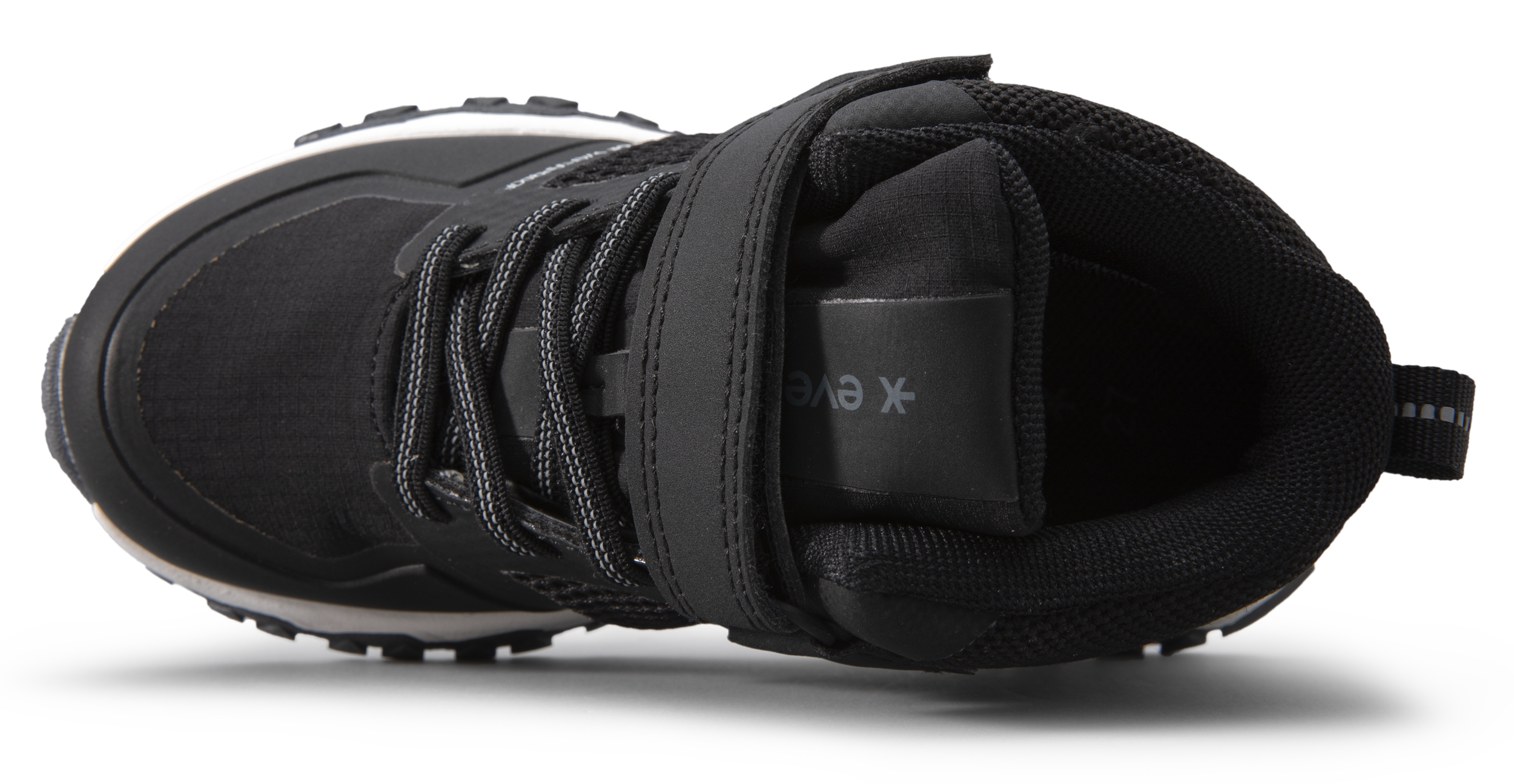 EVEREST, K Shields Outdoor Mid