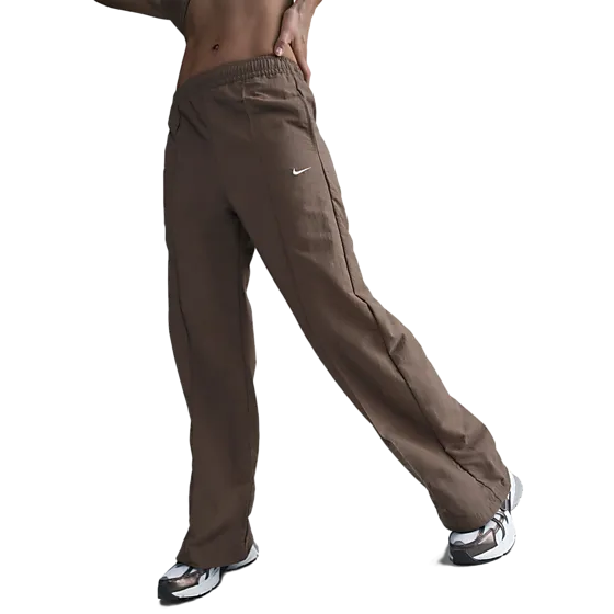 400225102101 NIKE W Trend Wvn Mr Pant 400225102101 NIKE W Trend Wvn Mr Pant Model01 Detail