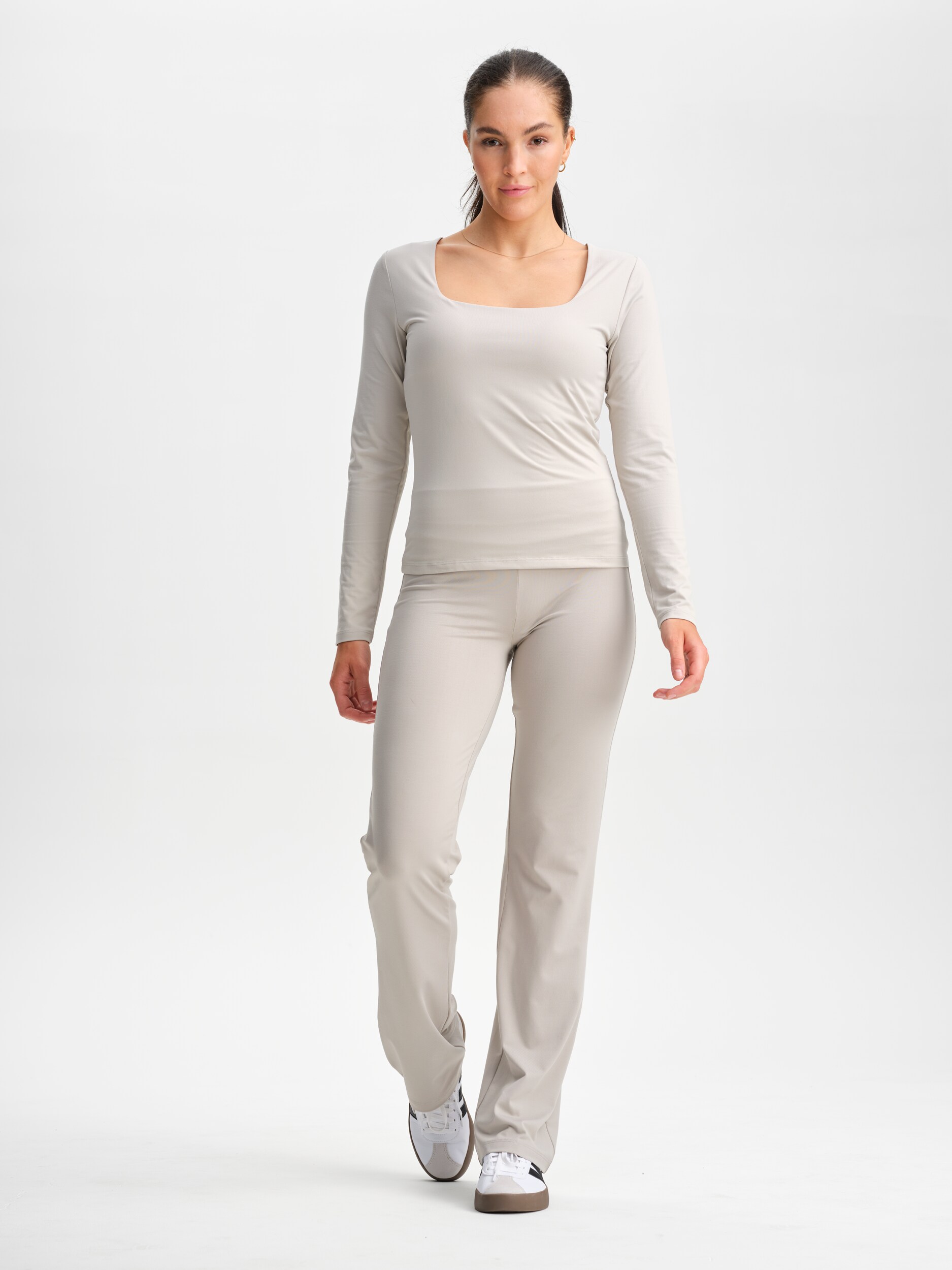 SOC, W Soft Square Longsleeve