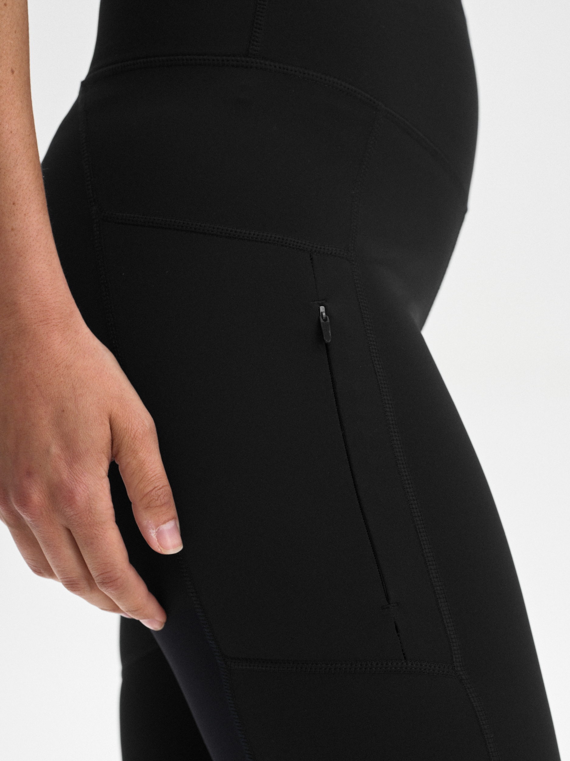 SOC, W Run Miles Tights