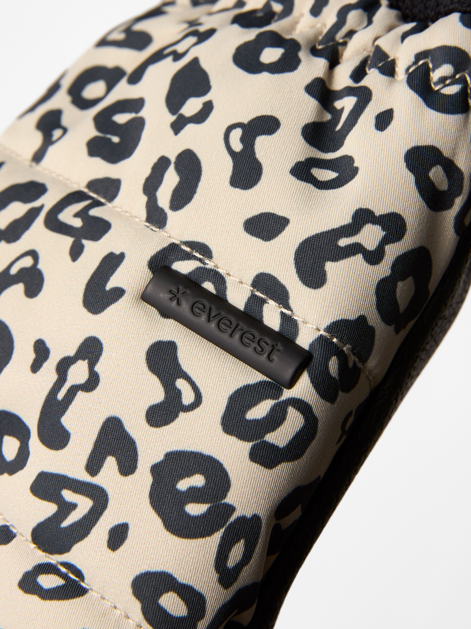 EVEREST, J Kabru Mitten