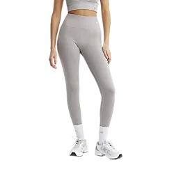 Seamless Scrunch Tights - Greige Model01 Small1x1