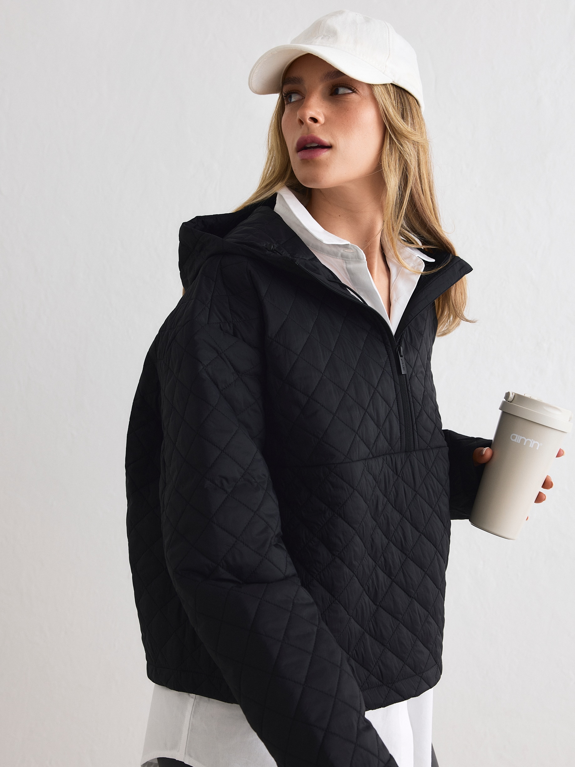 
AIM&acute;N, 
W CROPPED QUILTED ANORAK, 
Detail 1
