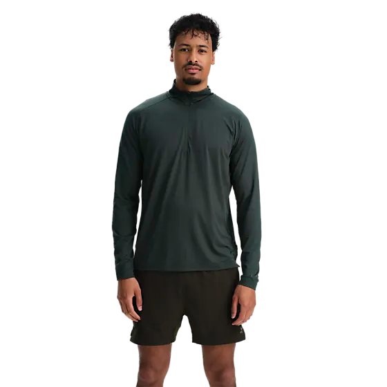 400114104101 SOC M Run Light Half Zip 400114104101 SOC M Run Light Half Zip Model01 Detail