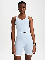 W RUN MOTION SINGLET - ICE BLUE Model01 Small1x1