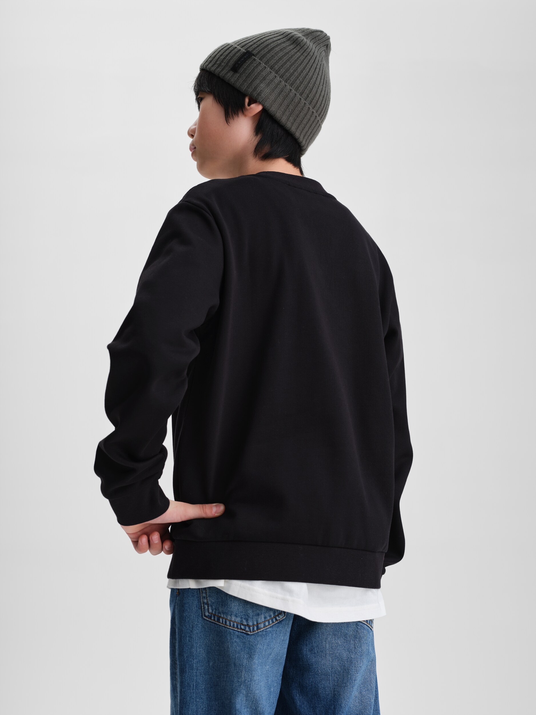 WARP, J Signature Crew