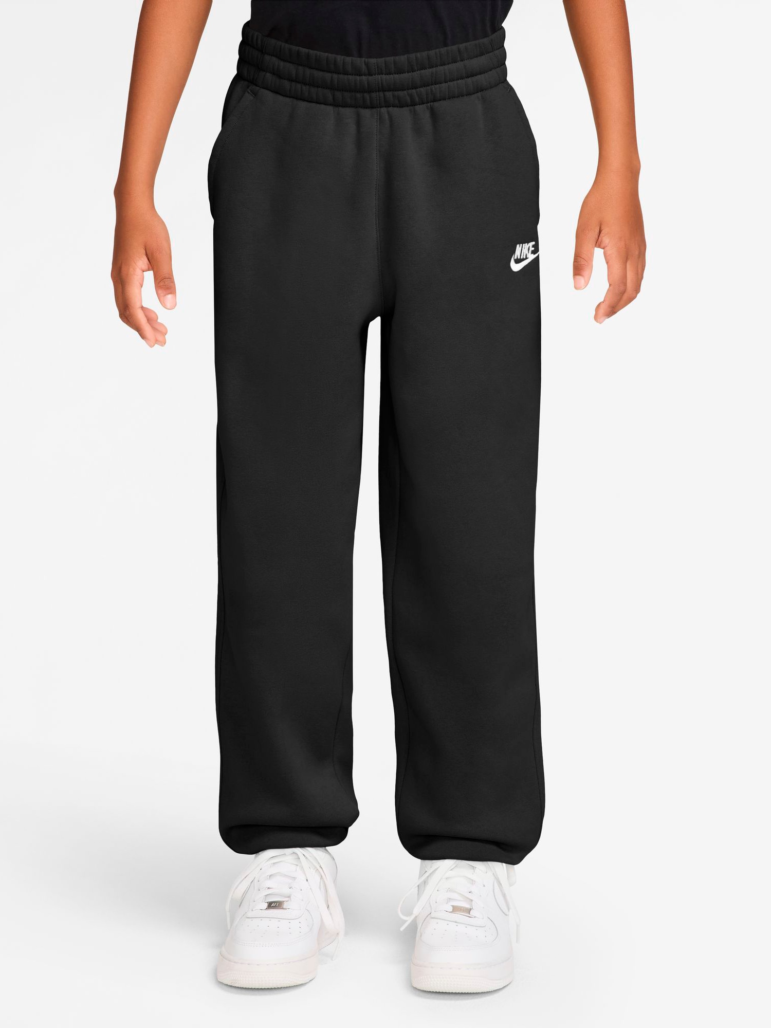 
NIKE, 
J SPORTSWEAR CLUB FL P, 
Detail 1
