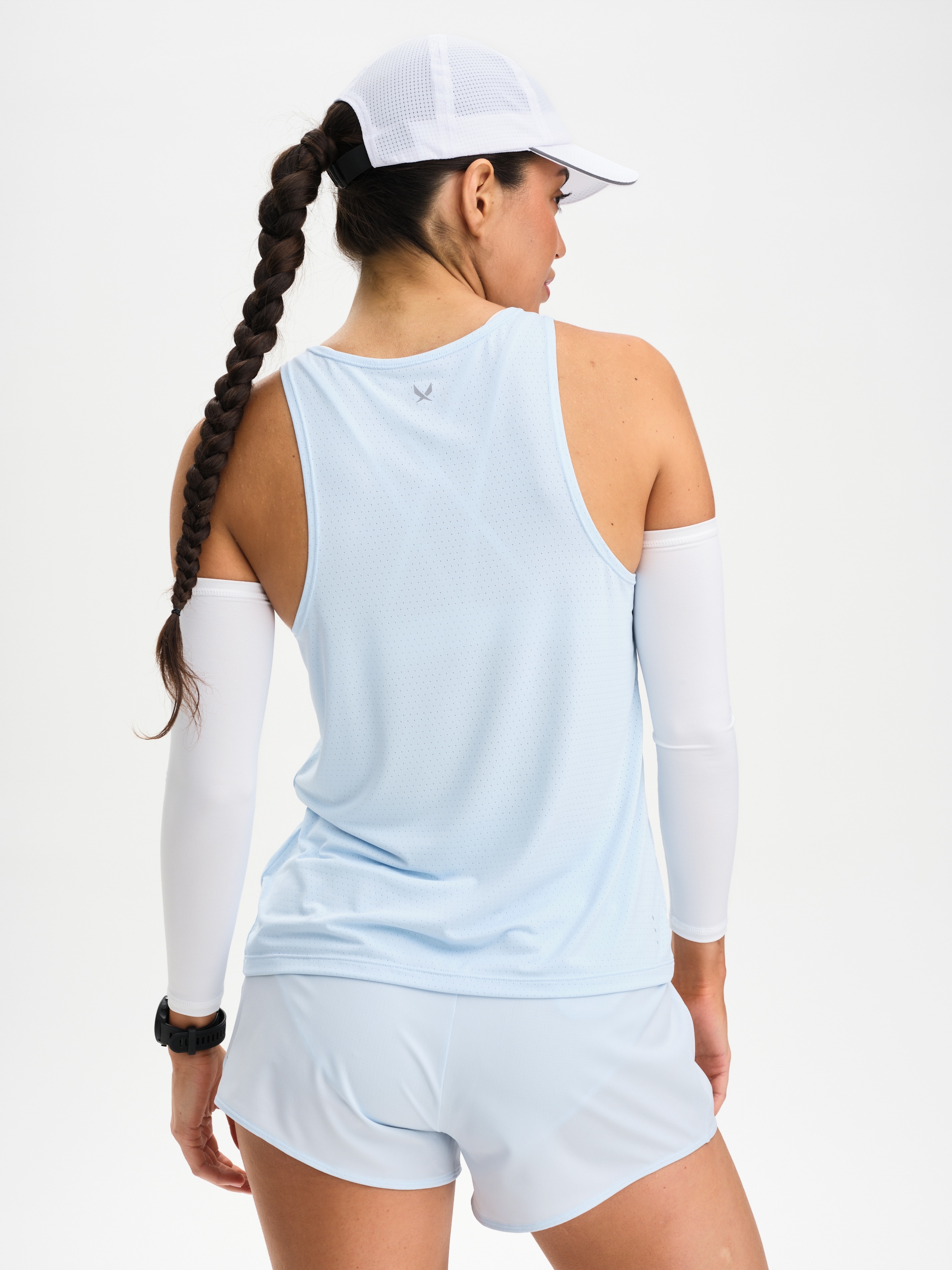 SOC, W RUN AIRY SINGLET