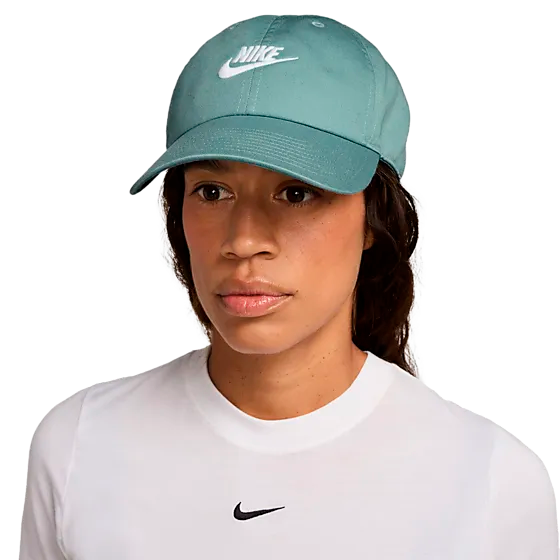 387470122101 NIKE Club Cap U Fut Wsh 387470122101 NIKE Club Cap U Fut Wsh Model01 Detail