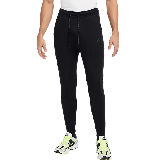 398891104102 NIKE M Tch Fleece Jogger 398891104102 NIKE M Tch Fleece Jogger Model01 Detail