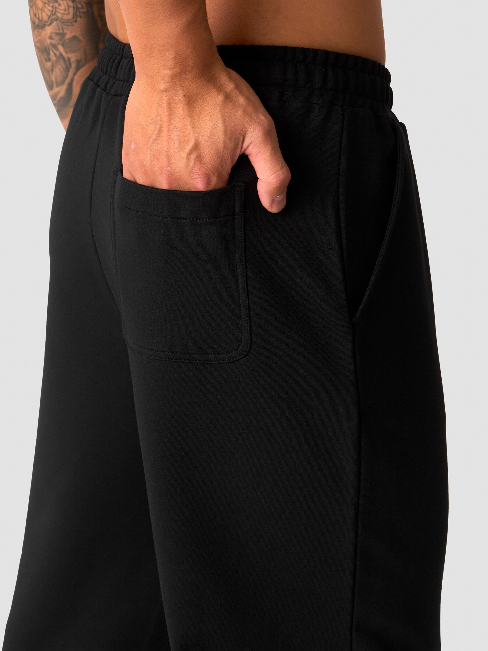 ICANIWILL, STRIDE STRAIGHT LEG SWEAT PANTS M