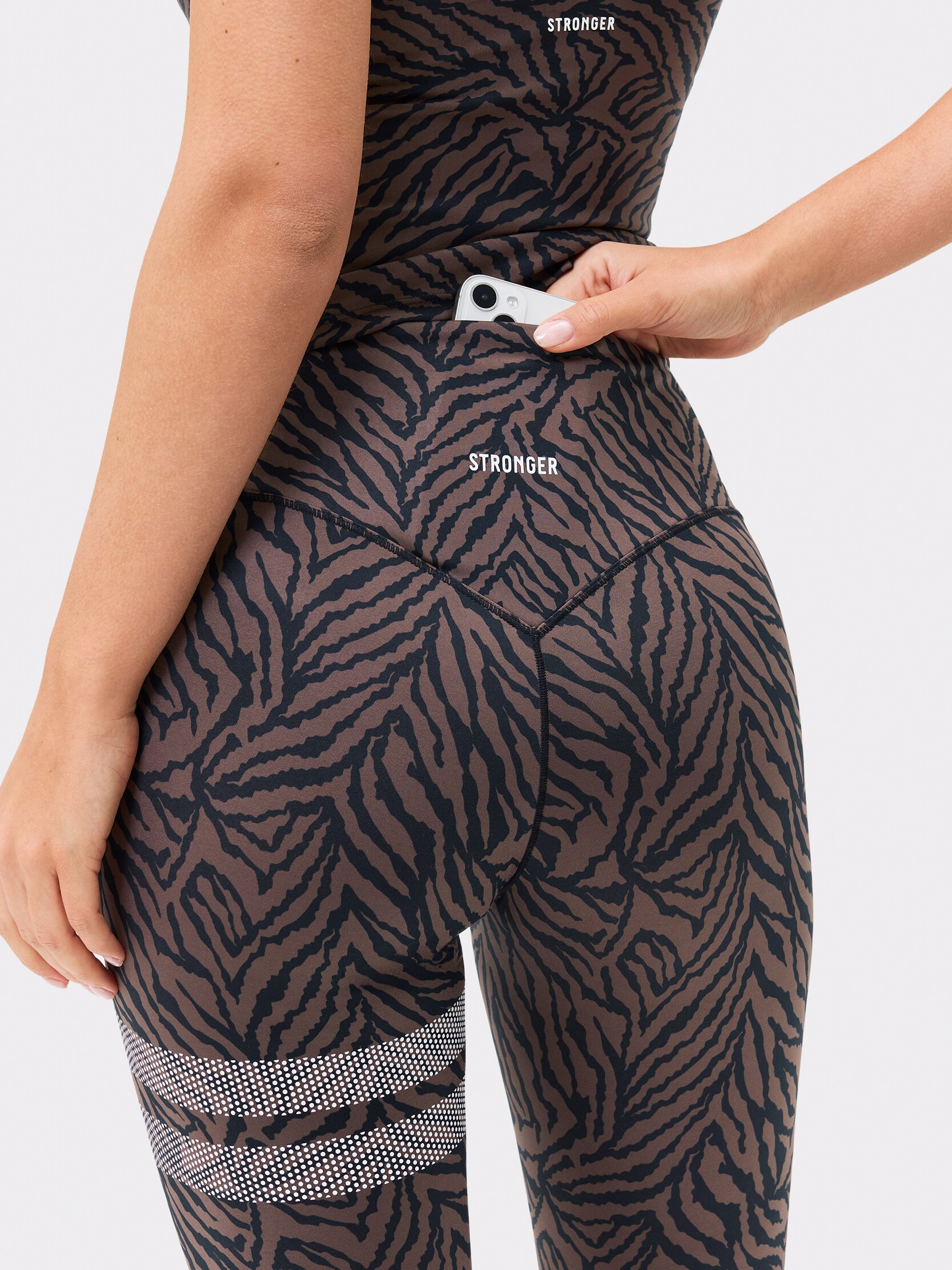 STRONGER, The Printed One Leggings