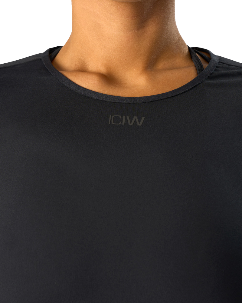 ICANIWILL, Charge Cropped Mid Sleeve Wmn