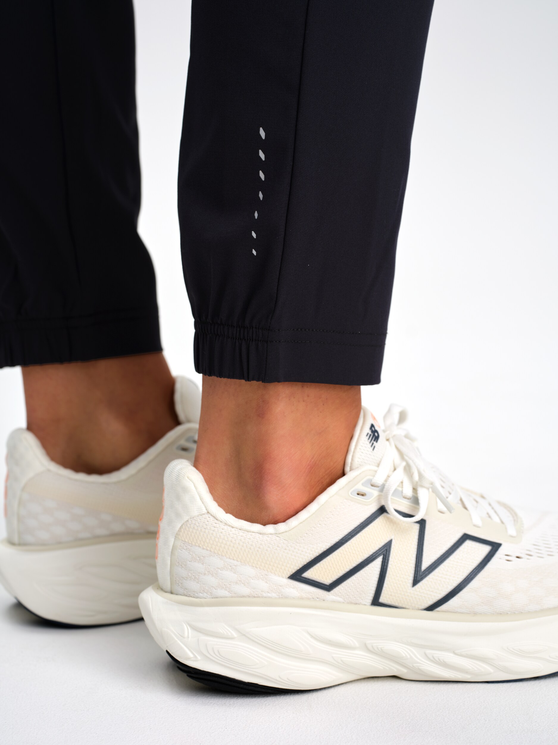 SOC, W Run Woven Pant